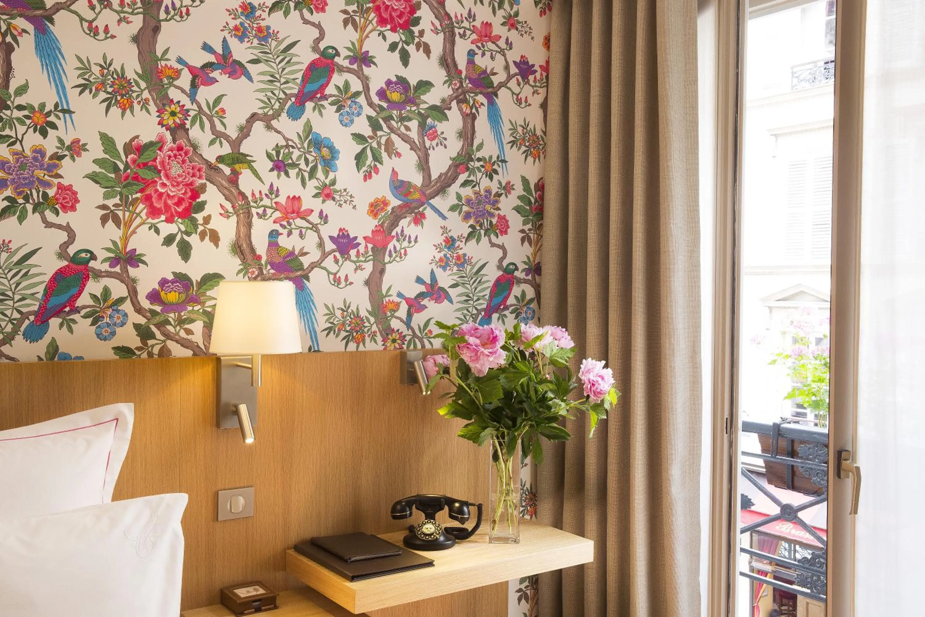 Decorative detail in Hôtel Cordelia Opéra-Madeleine