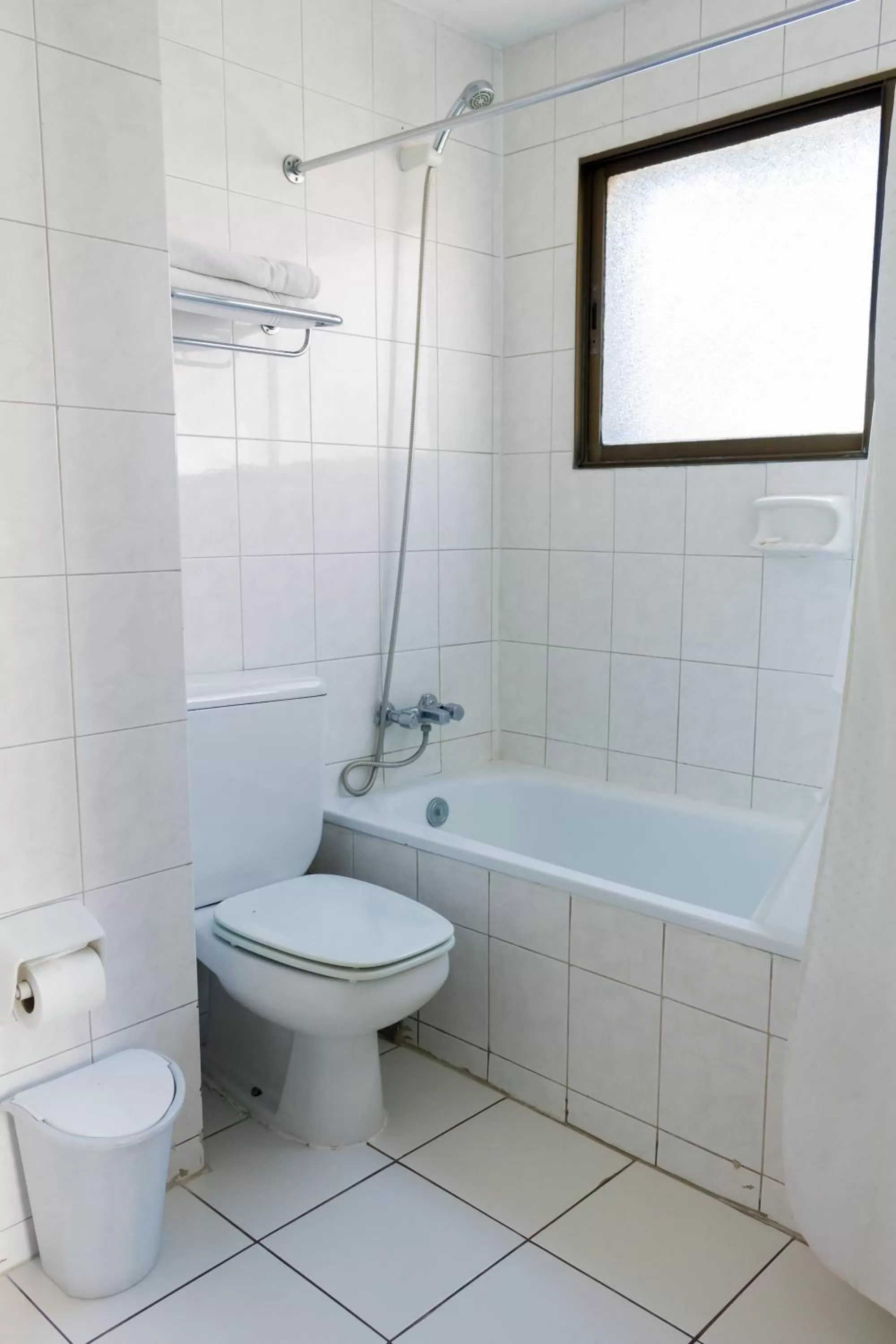 Bathroom in Alessandria Apart - Coronel Pereira