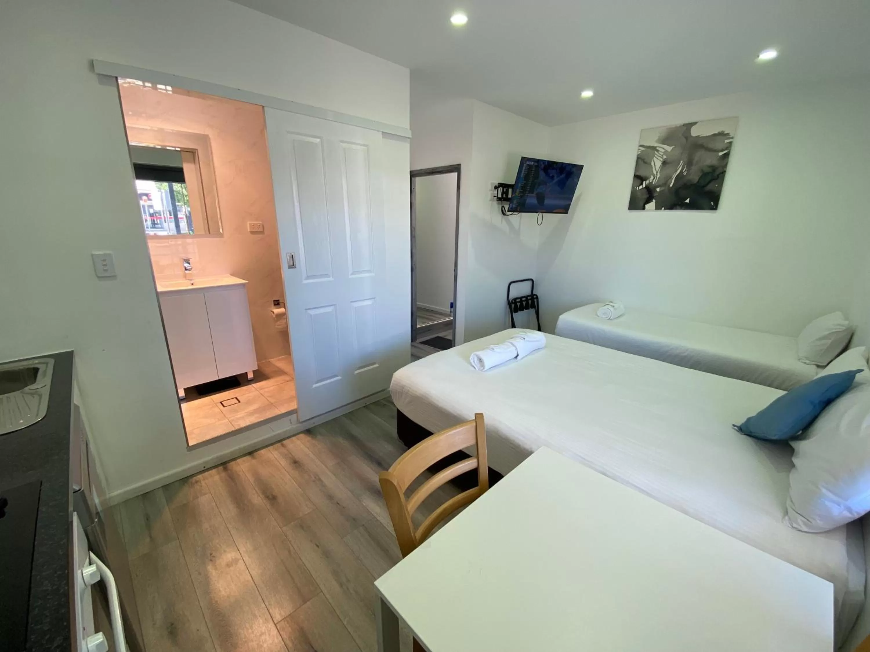 Bed in Central Motel Mudgee