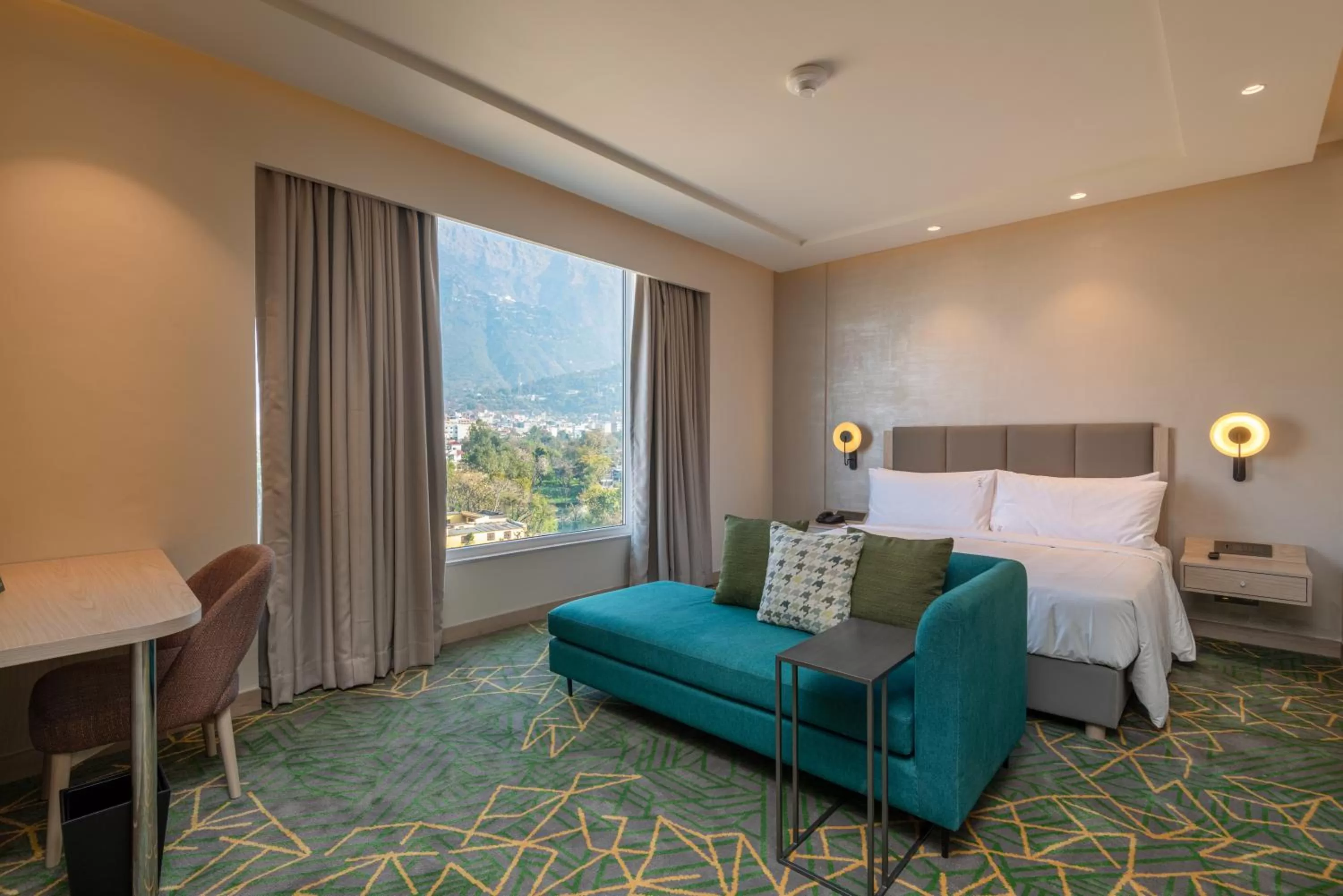 Mountain view, Bed in Holiday Inn Katra Vaishno Devi by IHG