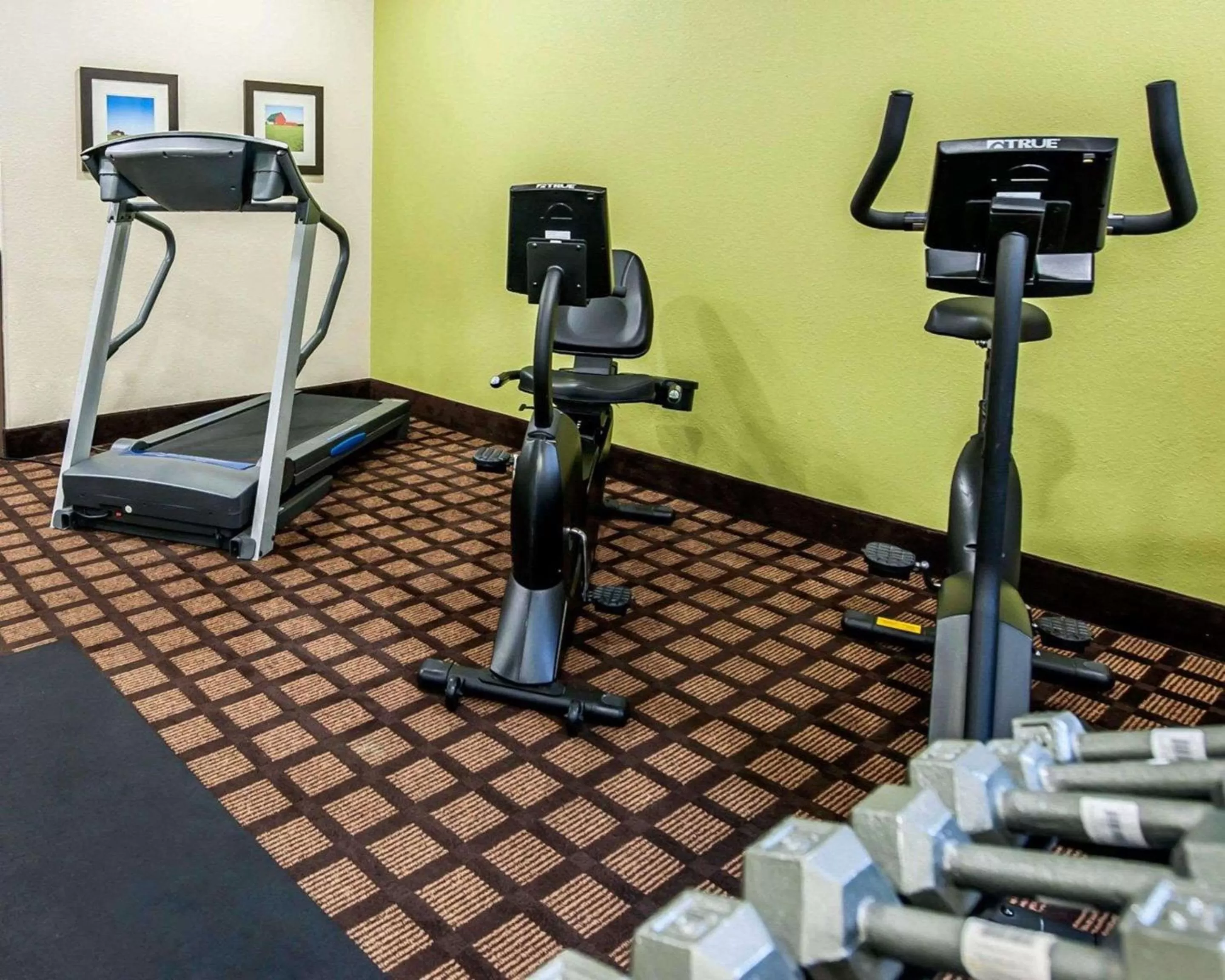 Fitness centre/facilities in Baymont by Wyndham Richmond I-70