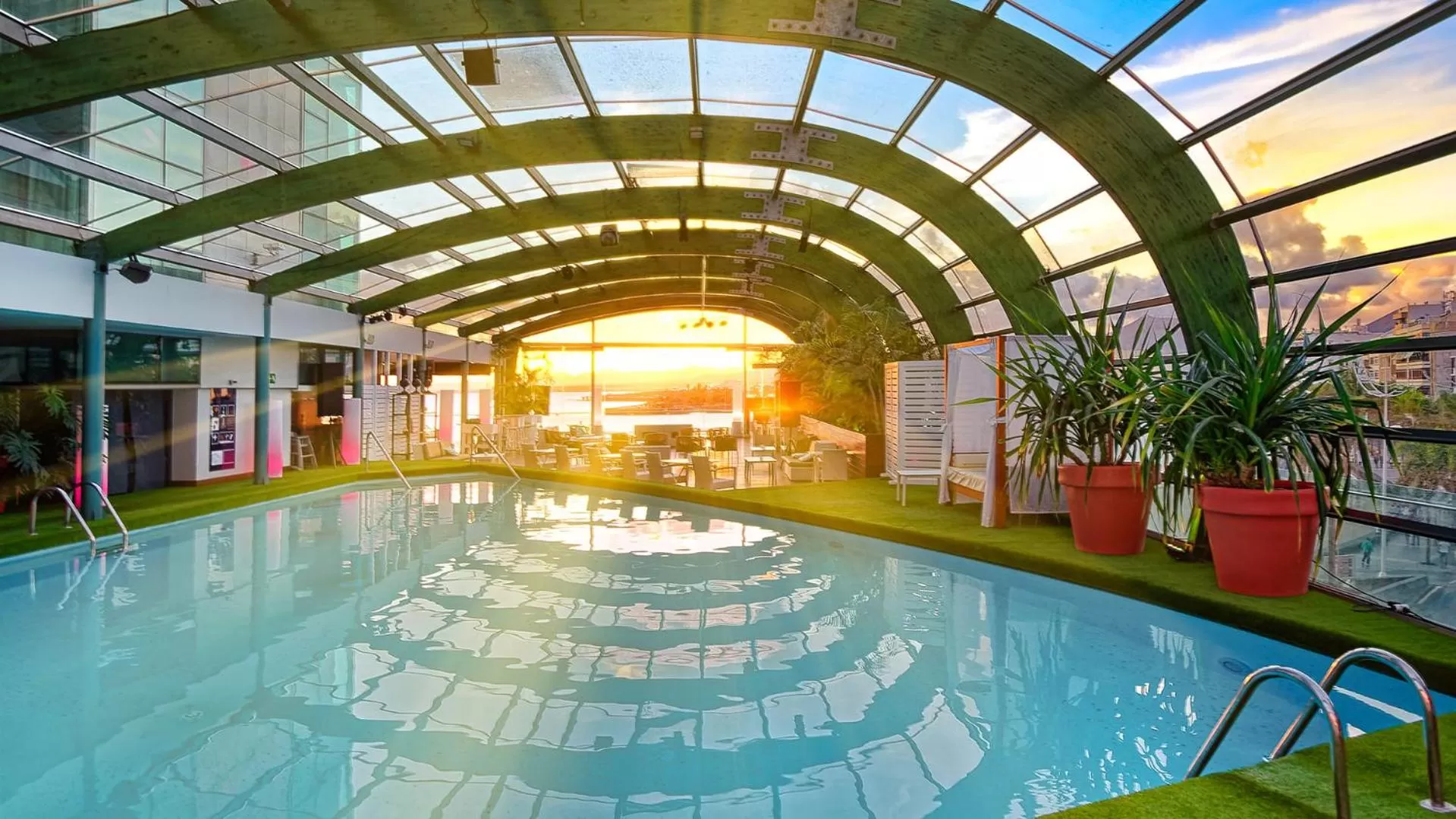 Swimming pool in Arrecife Gran Hotel & Spa