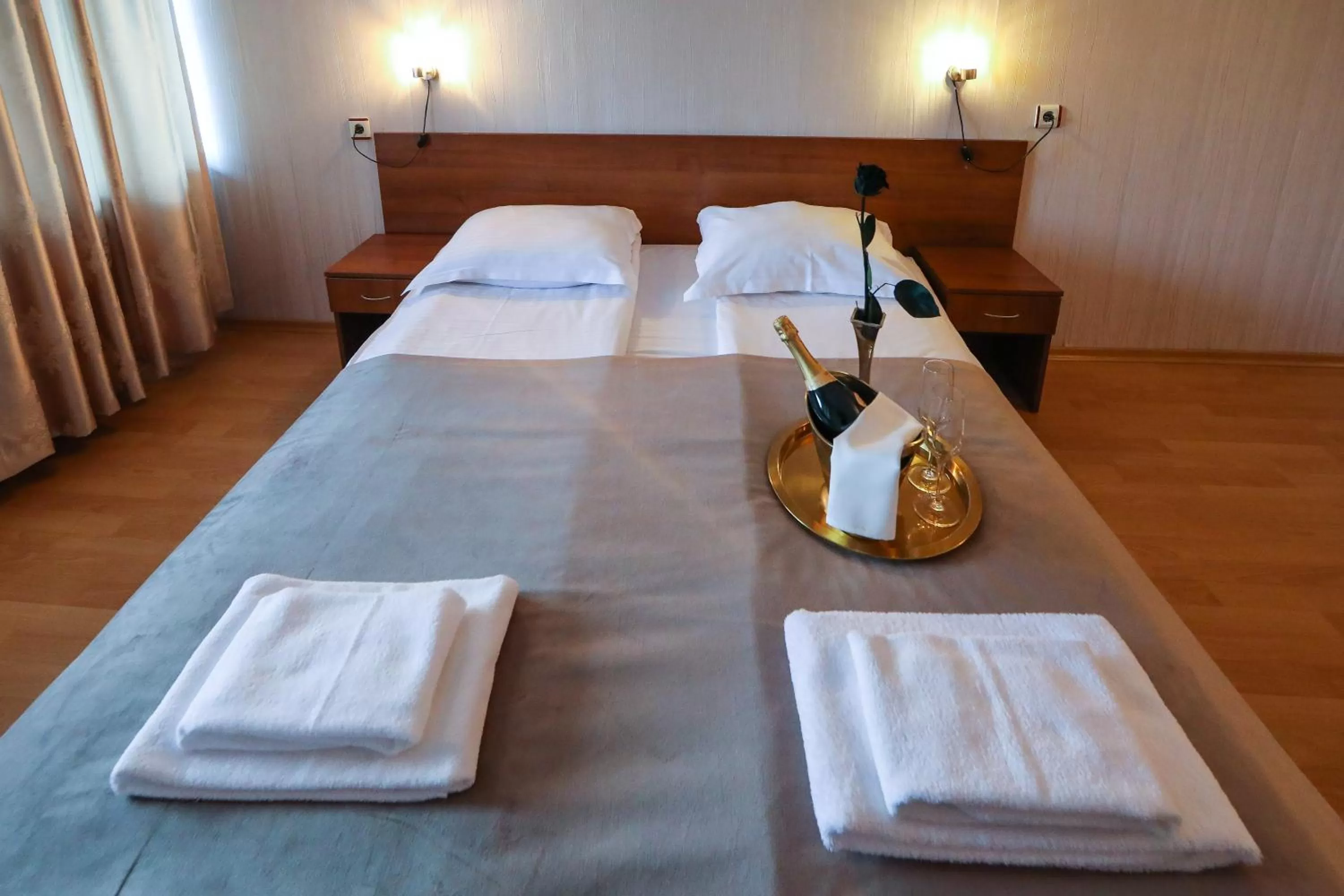 Bed in Complex Baroto