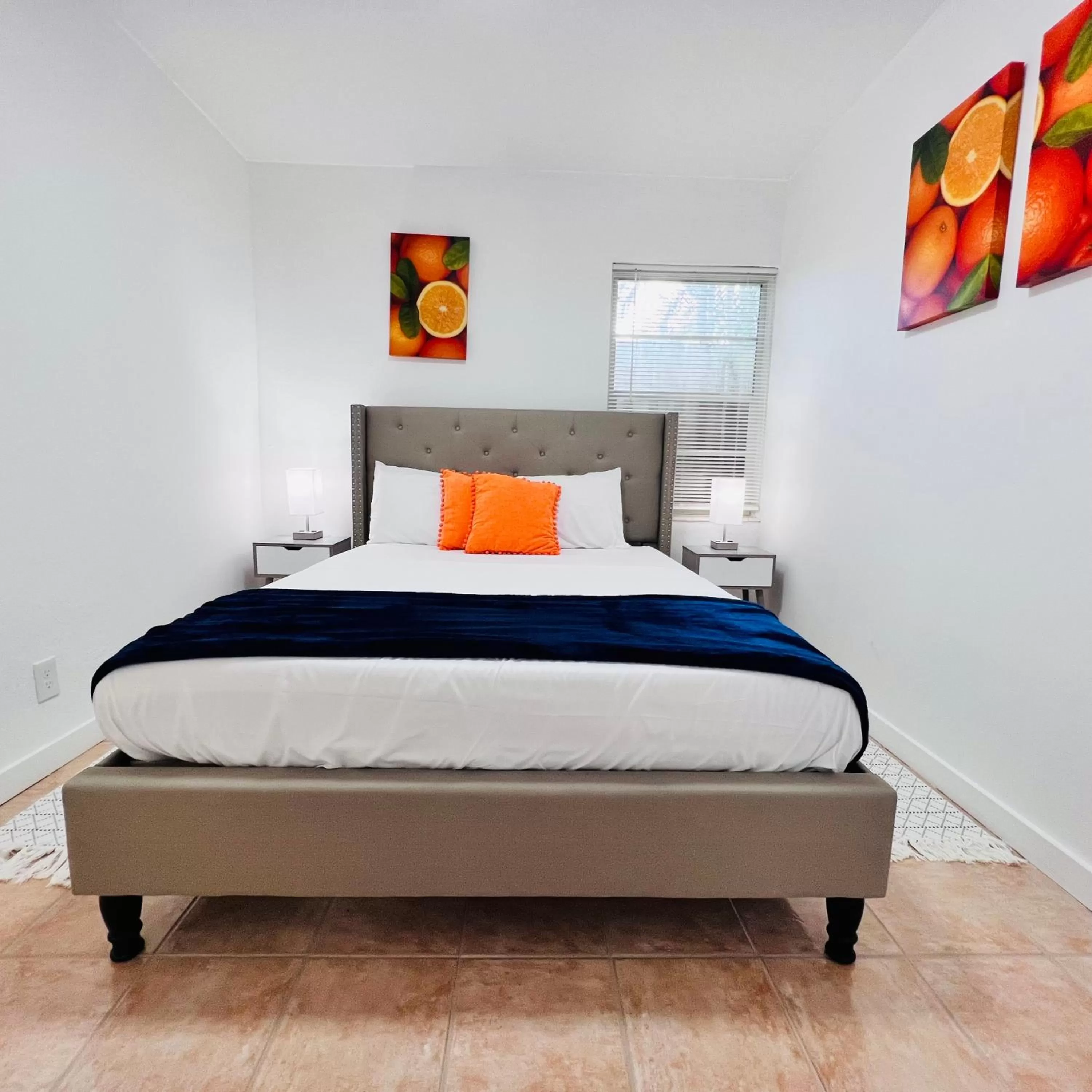 Bed in CocoBay 2BR Condos Near Beach, Galleria Mall, Wilton Manors, Cruise Port