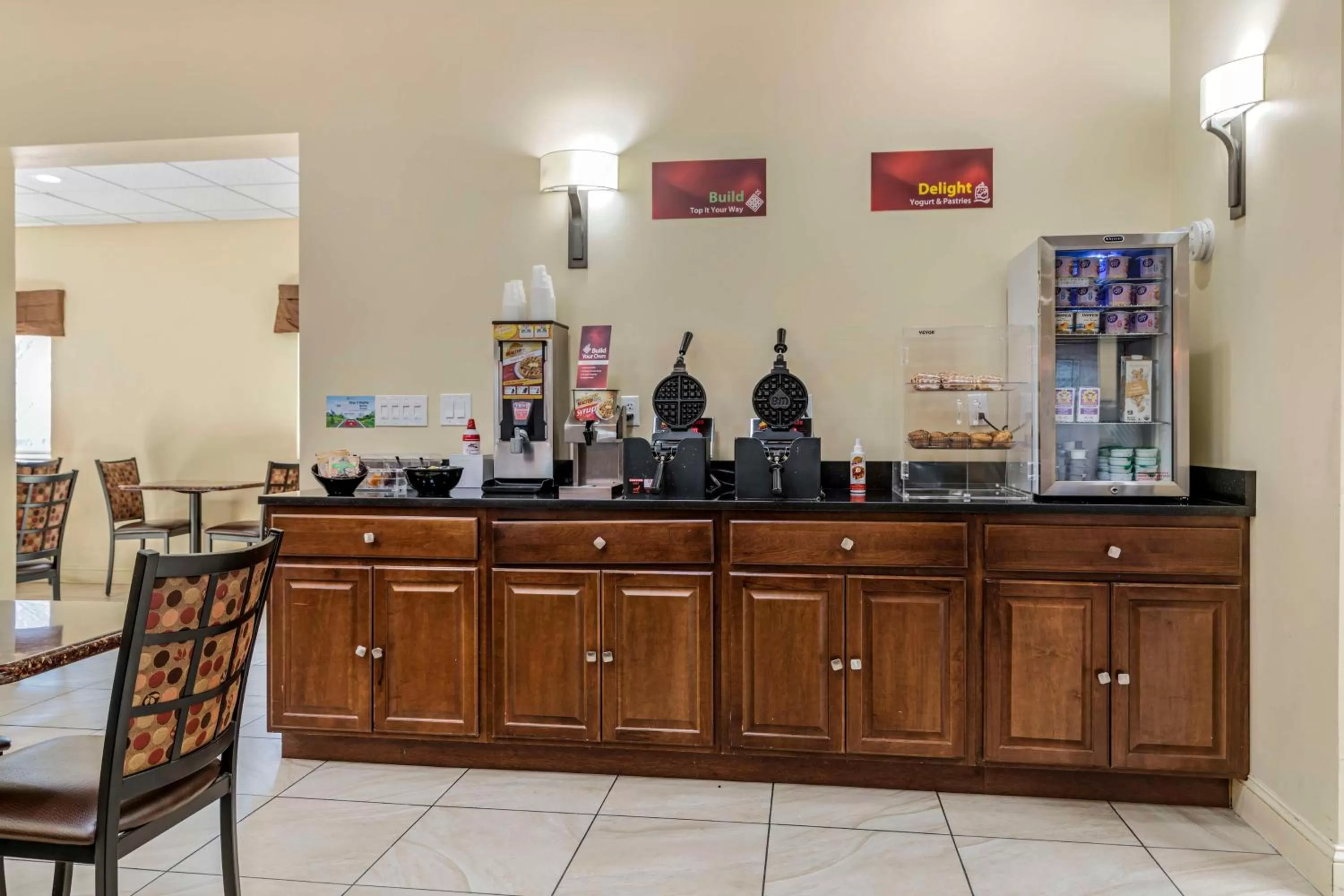 Breakfast in Best Western Plus Augusta Civic Center Inn