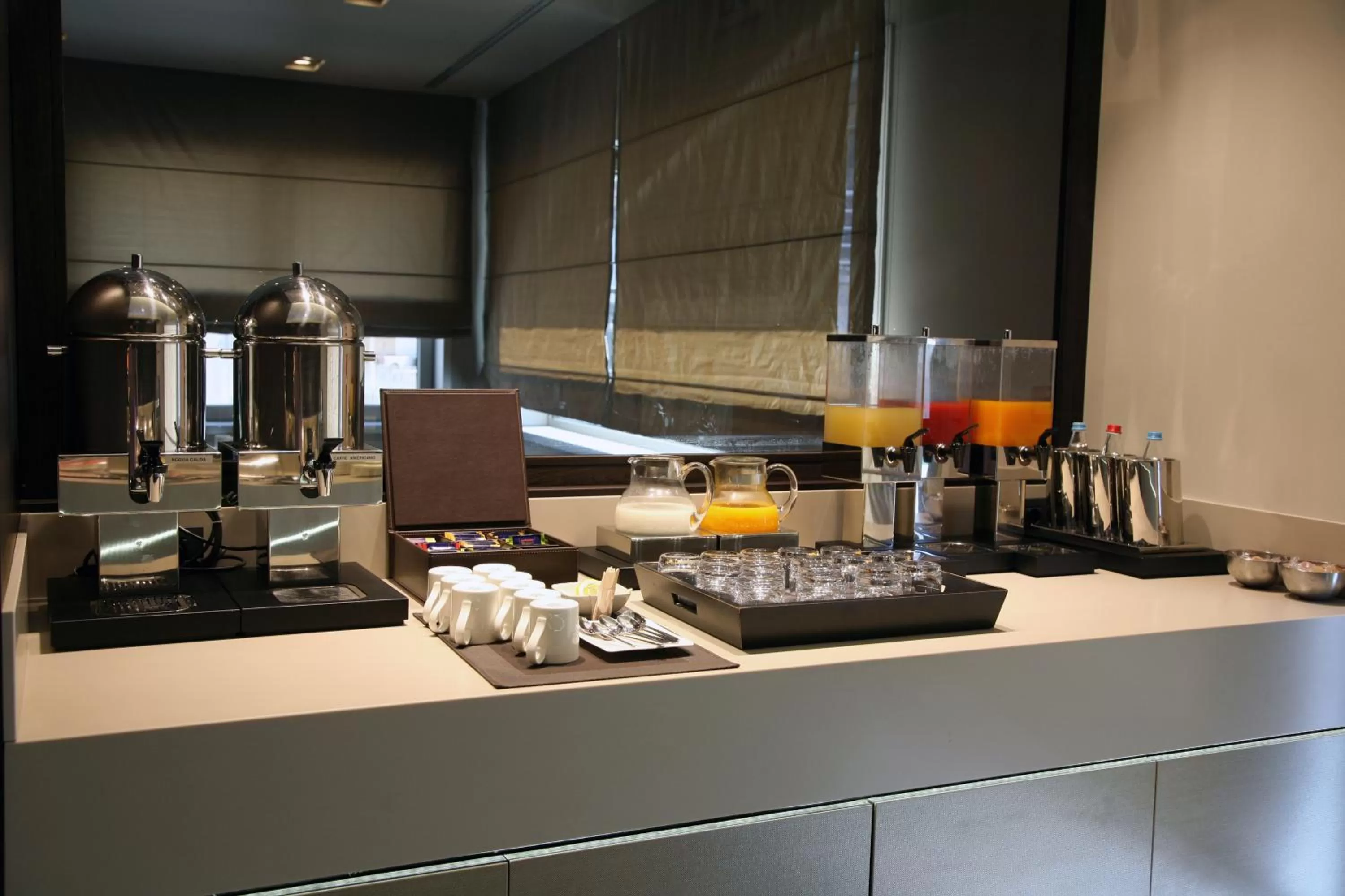 Restaurant/places to eat in Ego Hotel