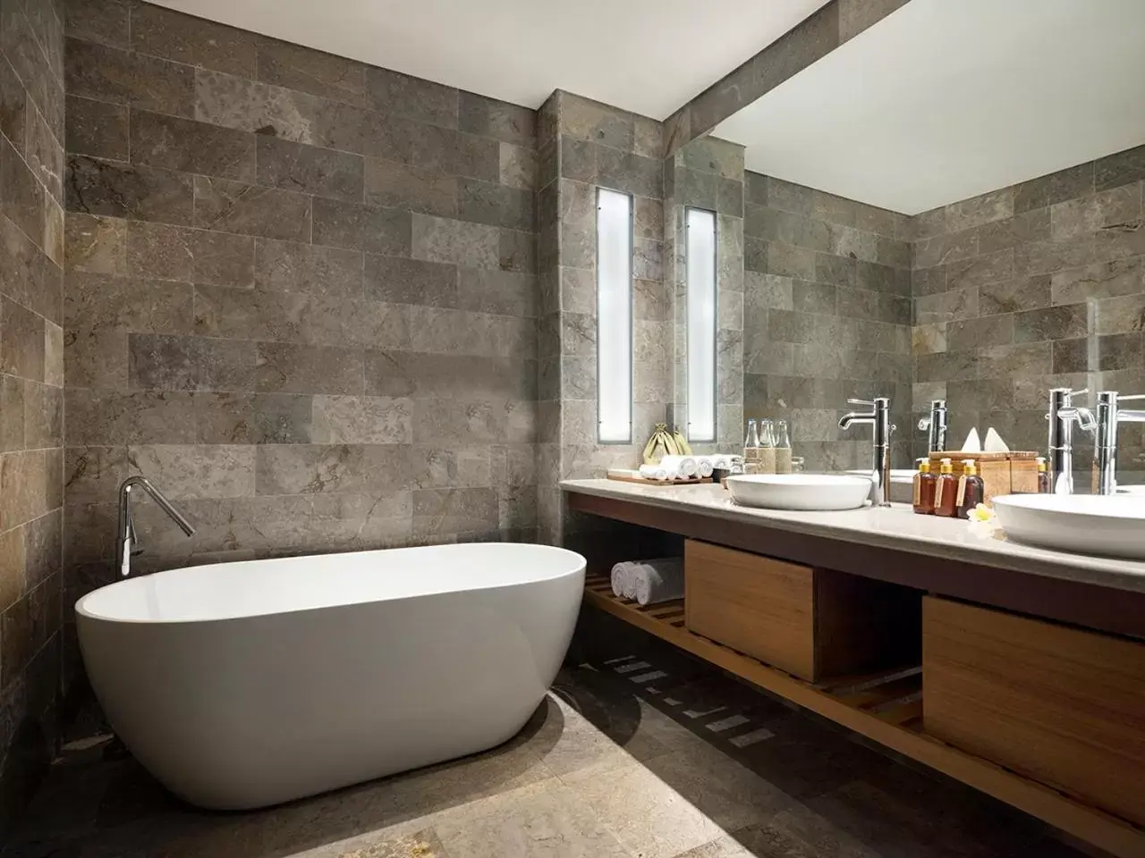 Suite Room in Adiwana Resort Jembawan Suite Room in Adiwana Resort Jembawan