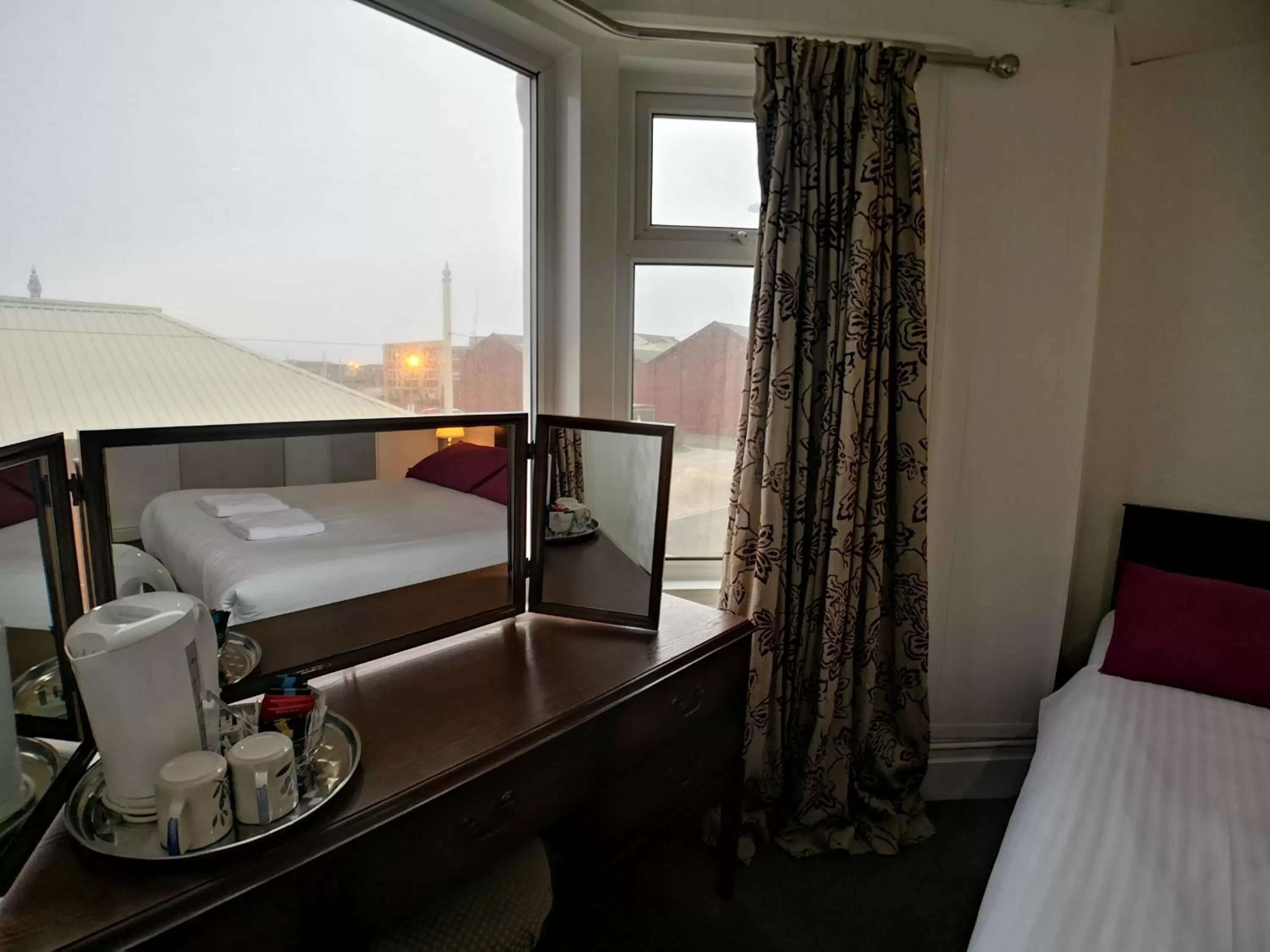 Bedroom, Bed in The Hopton Hotel