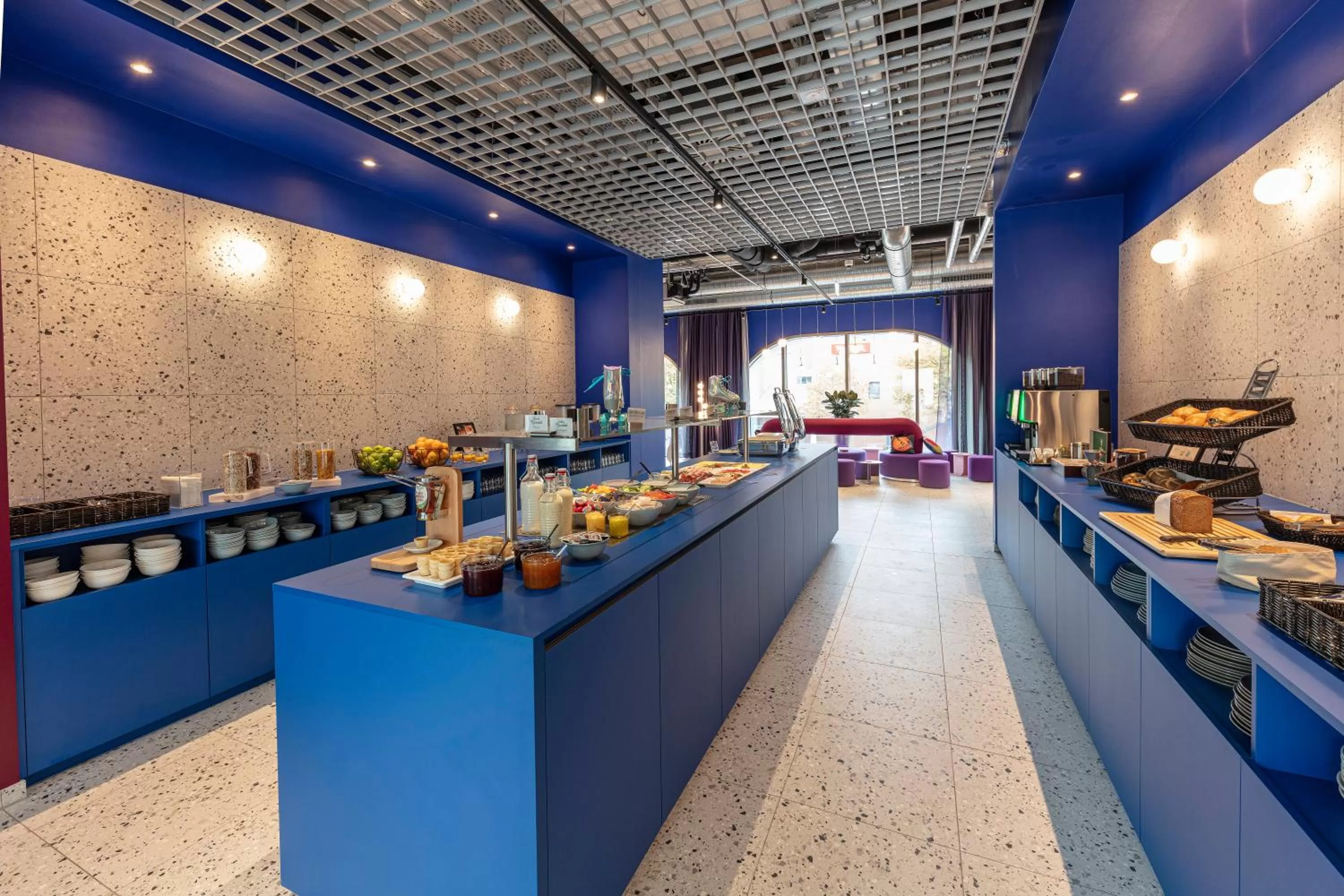 Breakfast in ibis Styles Muenchen Perlach