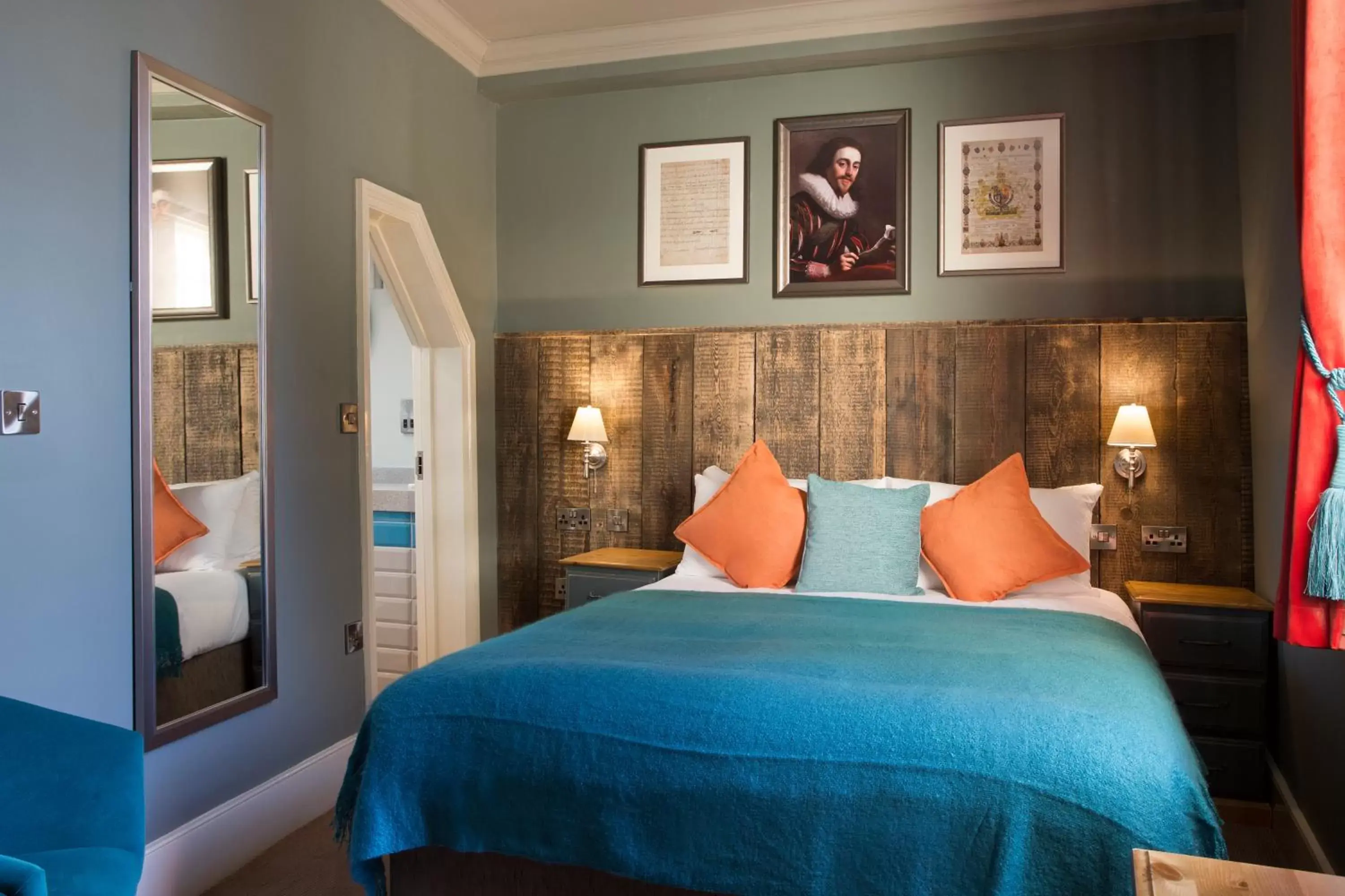 Superior Double Room in The Ostrich Inn Colnbrook London Heathrow Superior Double Room in The Ostrich Inn Colnbrook London Heathrow