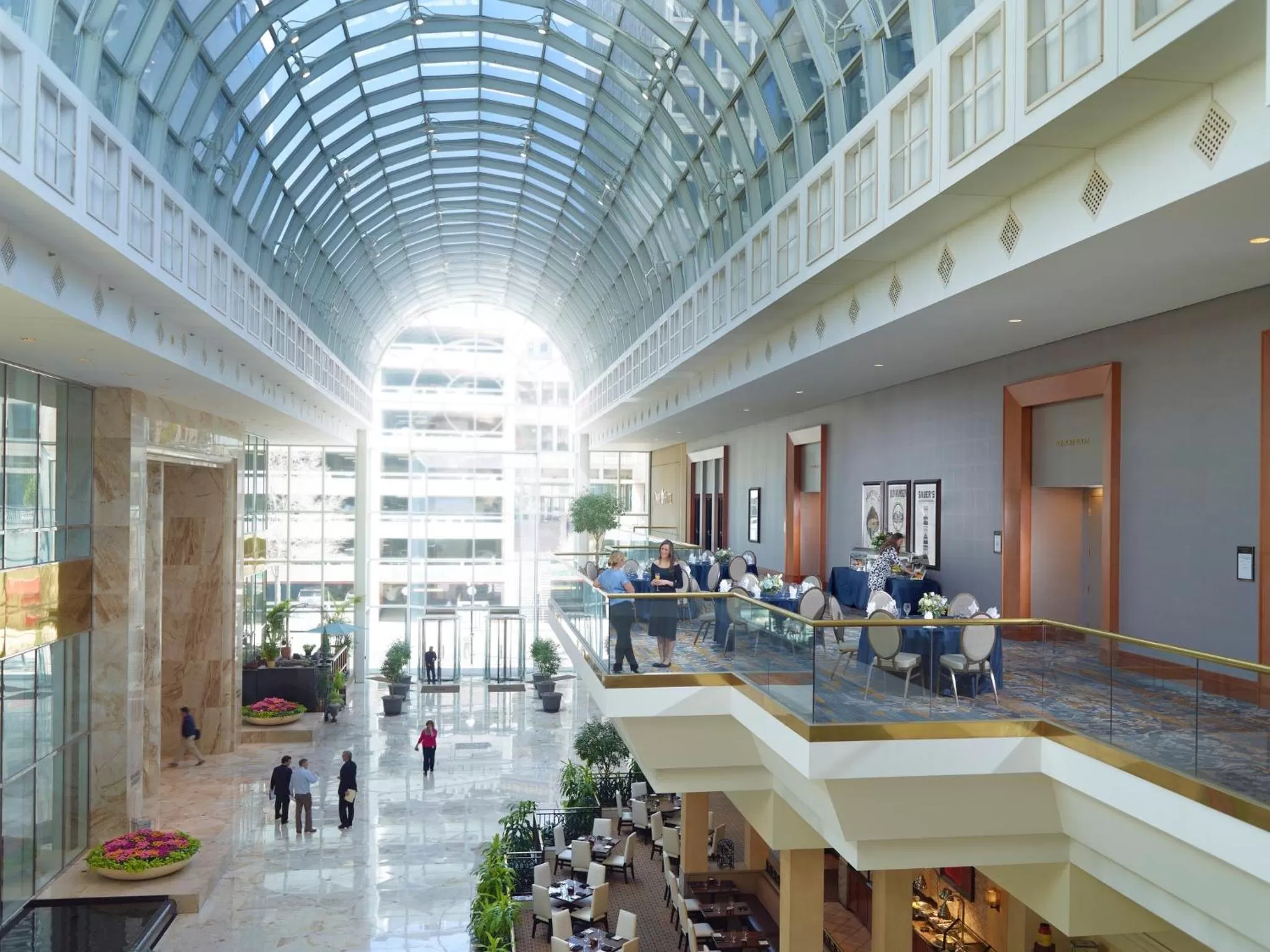 Lobby or reception in Omni Richmond Hotel