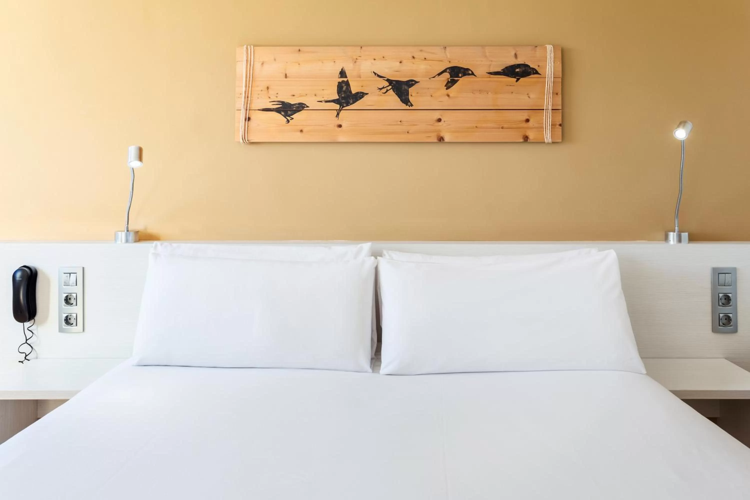 Bed in B&B HOTEL Barcelona Viladecans