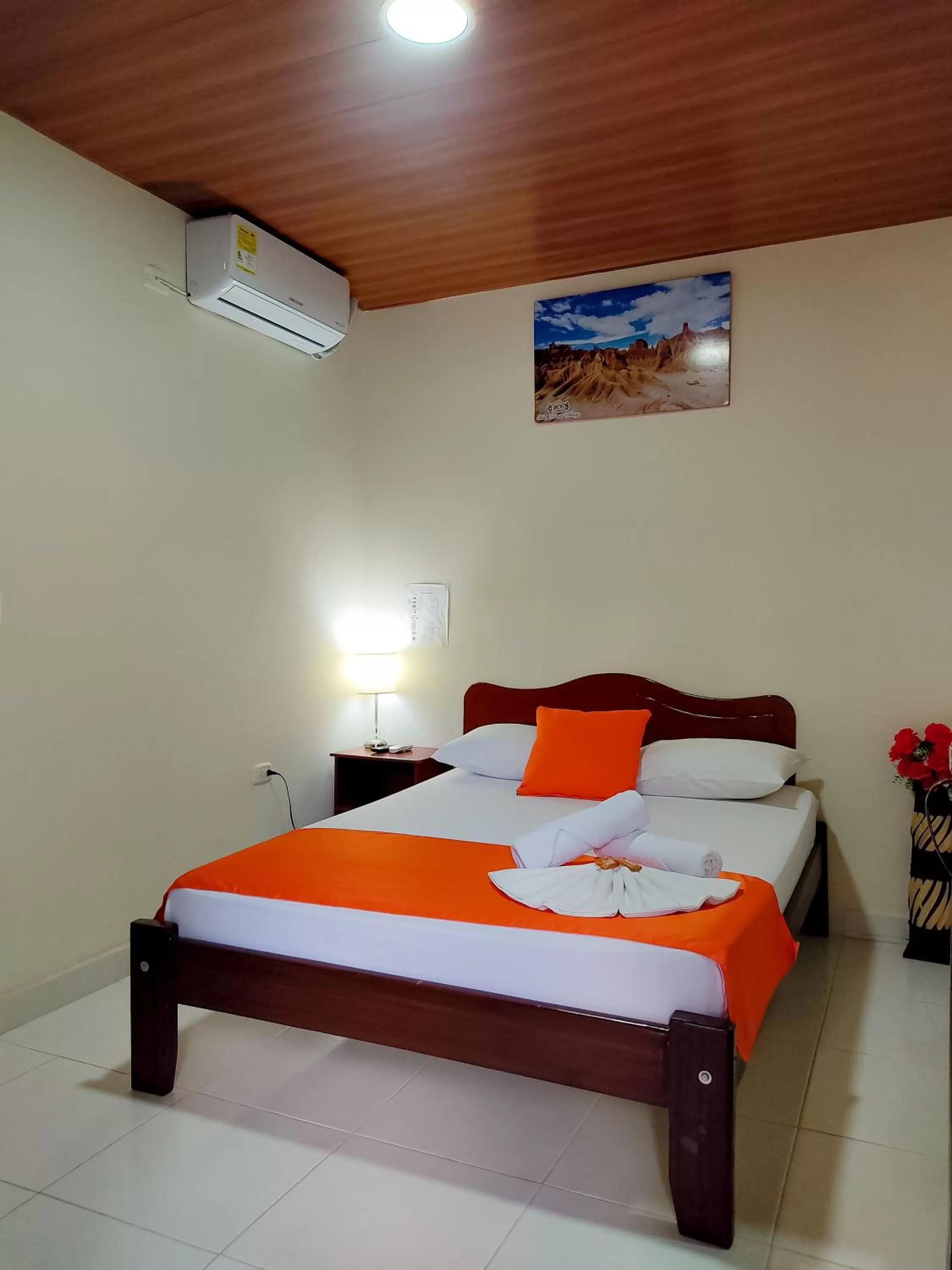 Bed in Hotel Colonial Villavieja