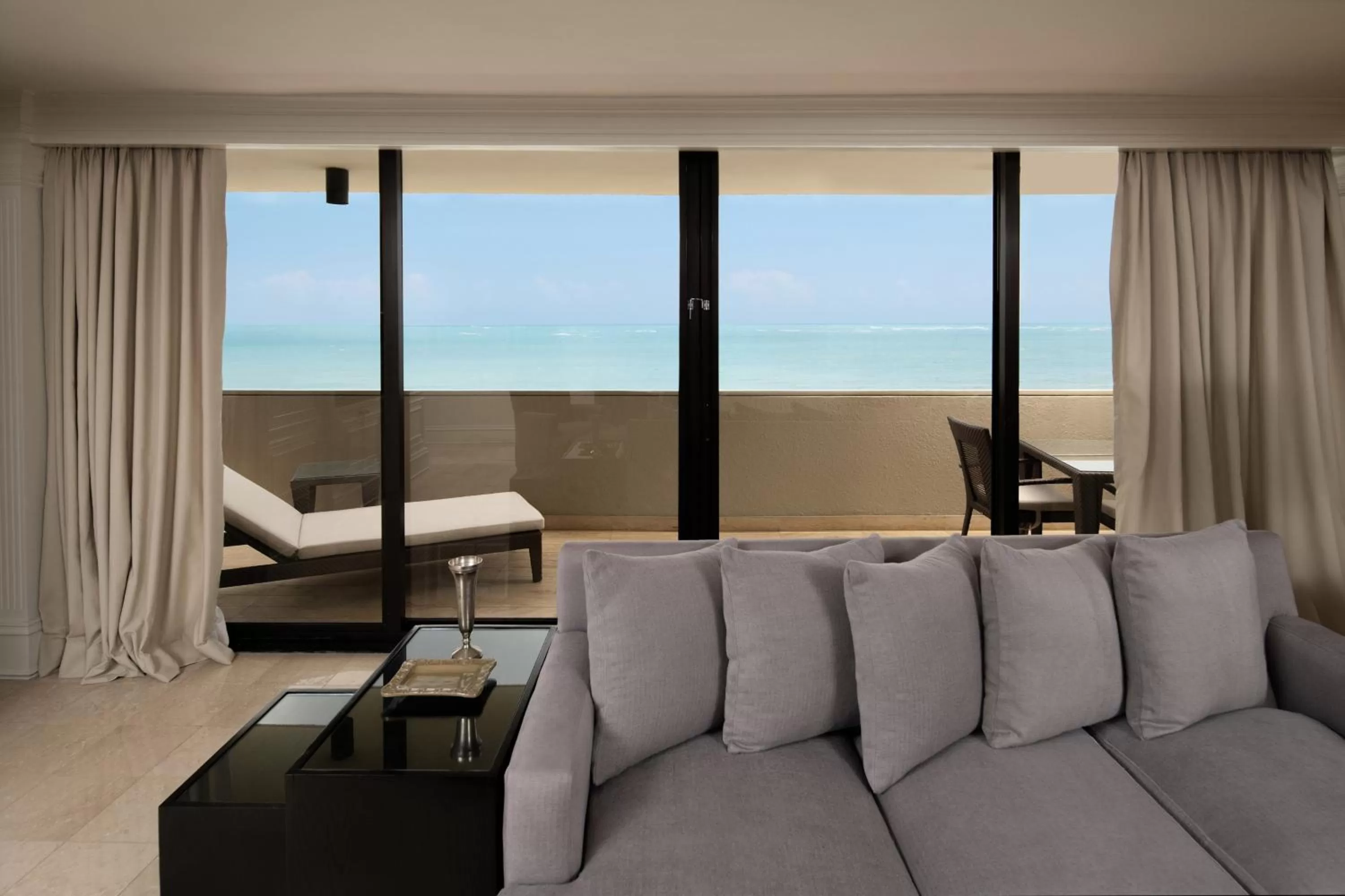 Living room in Sheraton Santo Domingo