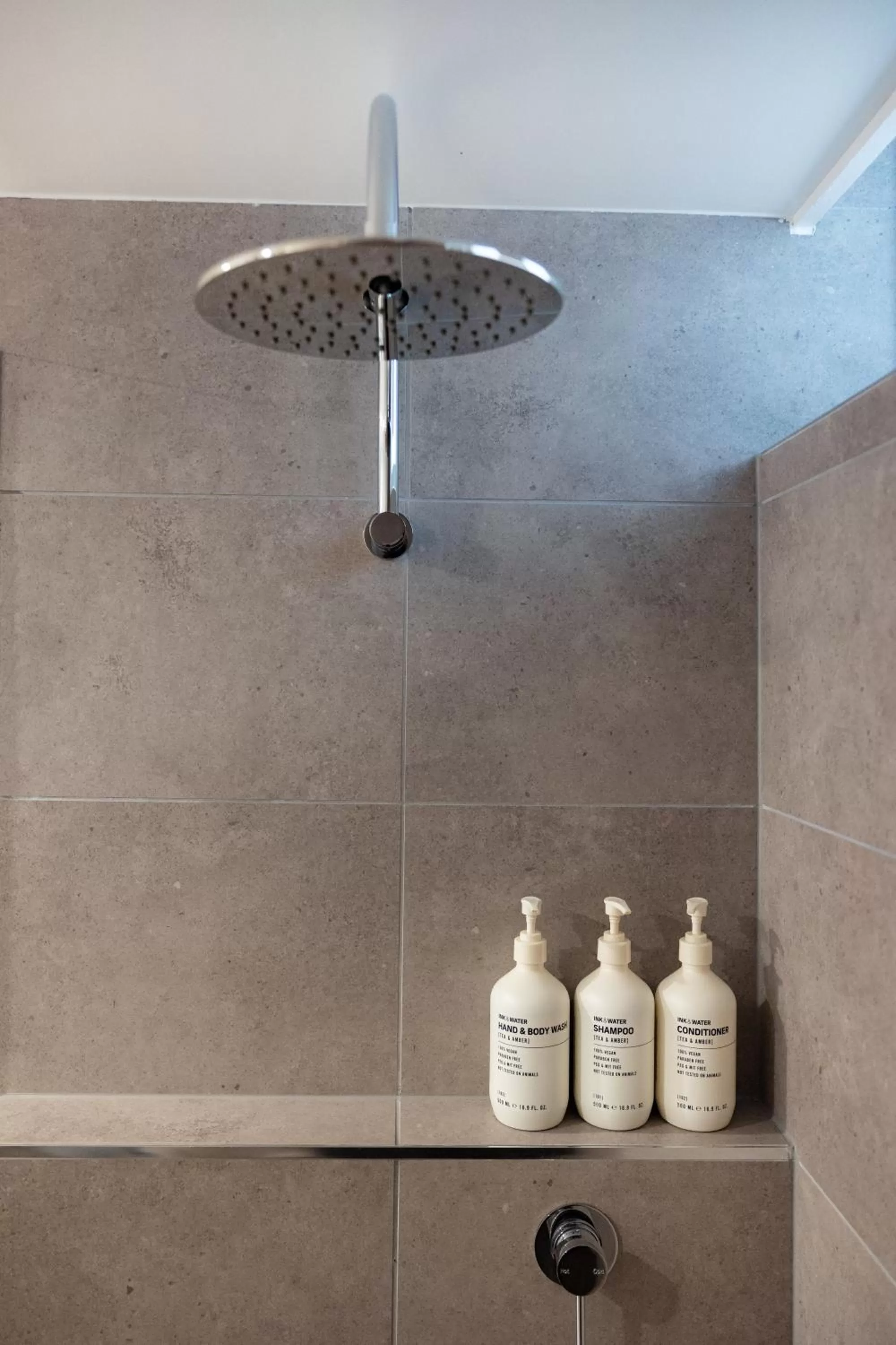 Shower in Mercure Barossa Valley