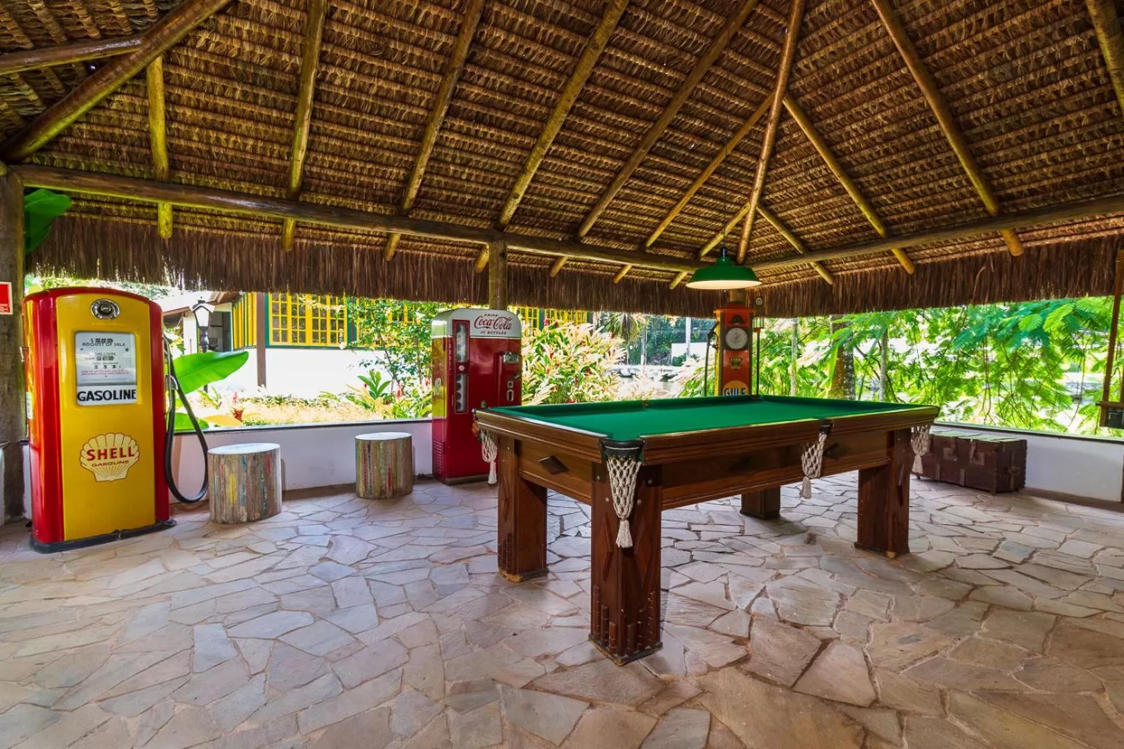Billiard in Pousada Corsario Paraty