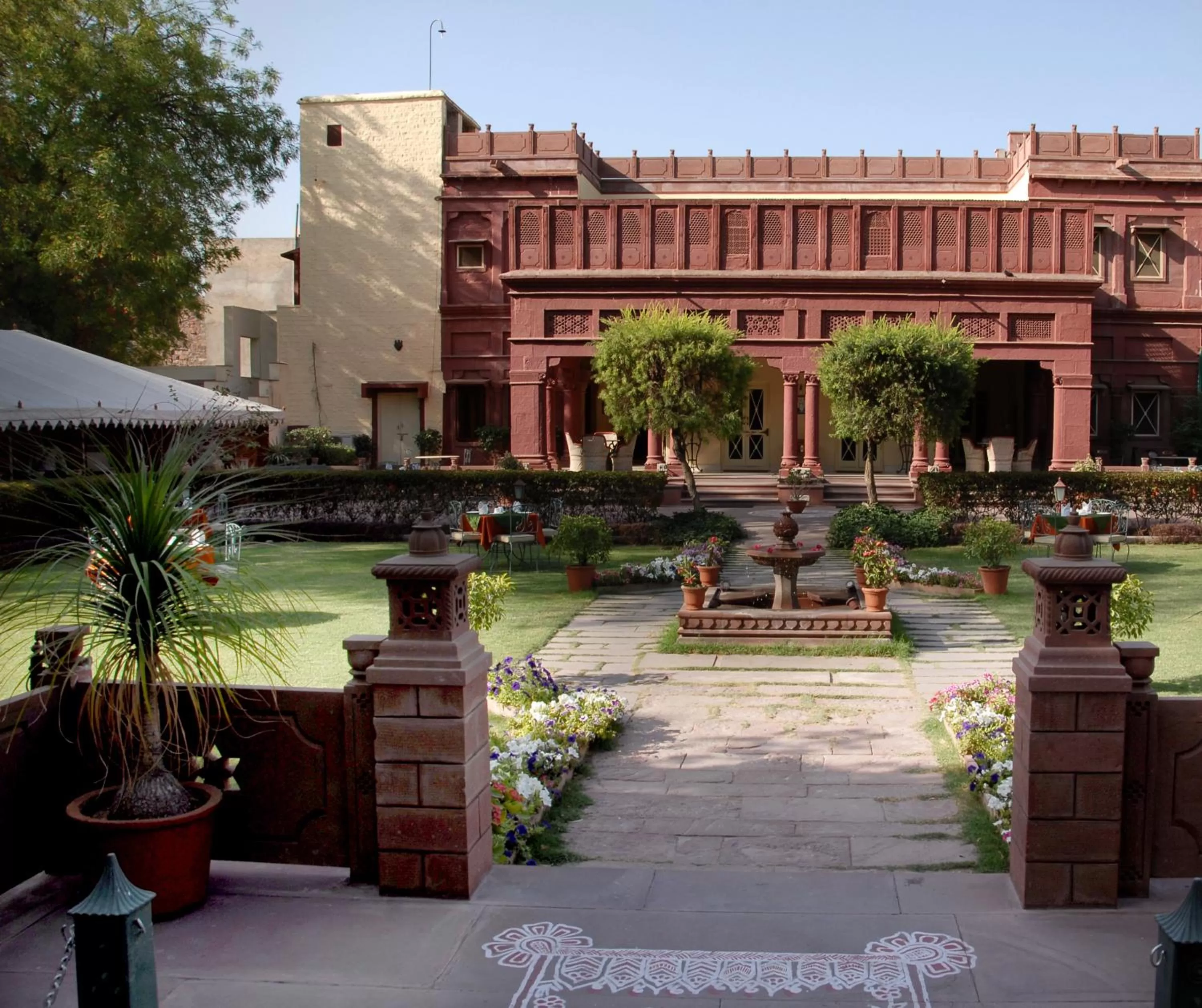 Facade/entrance in Ratan Vilas, Jodhpur