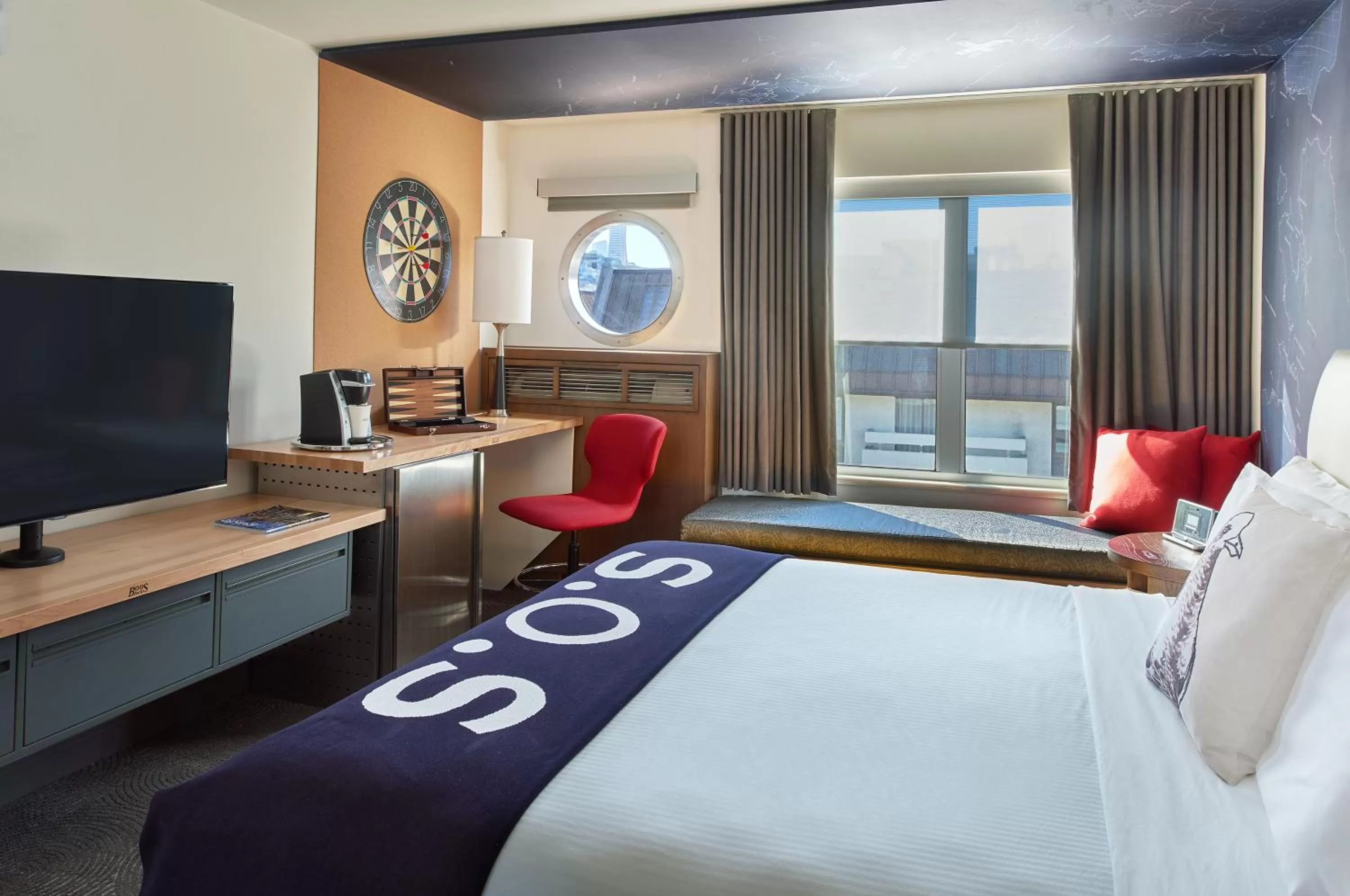 Bed in Hotel Zephyr San Francisco