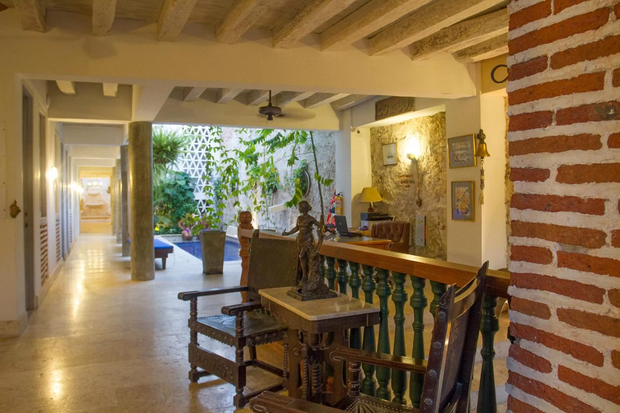 Seating area in Casa Pizarro Hotel Boutique