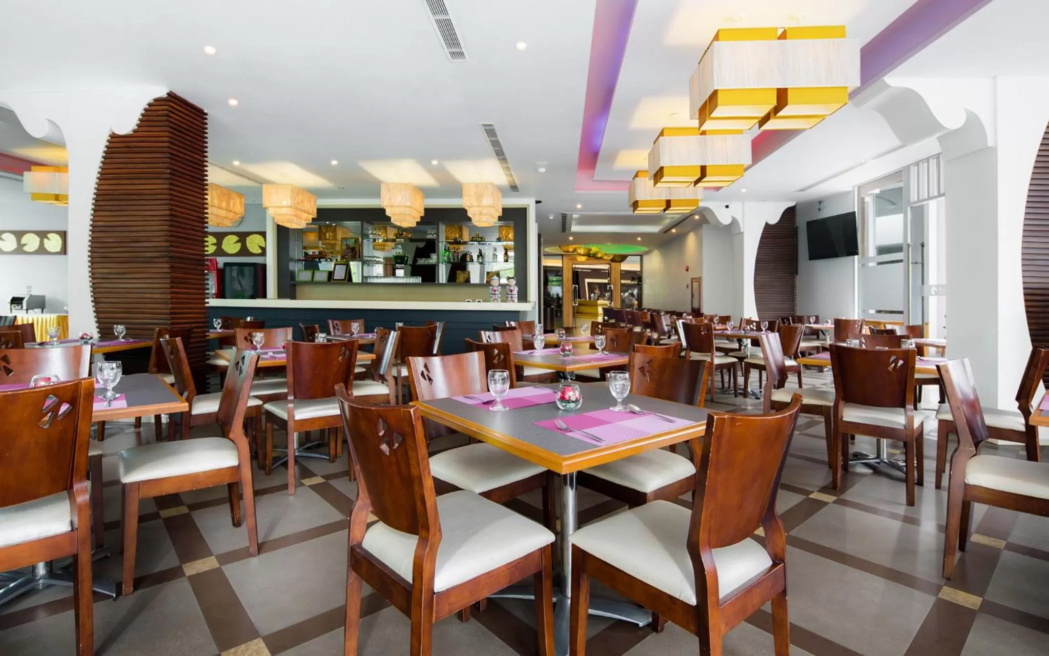 Restaurant/places to eat in Aiyara Grand Hotel