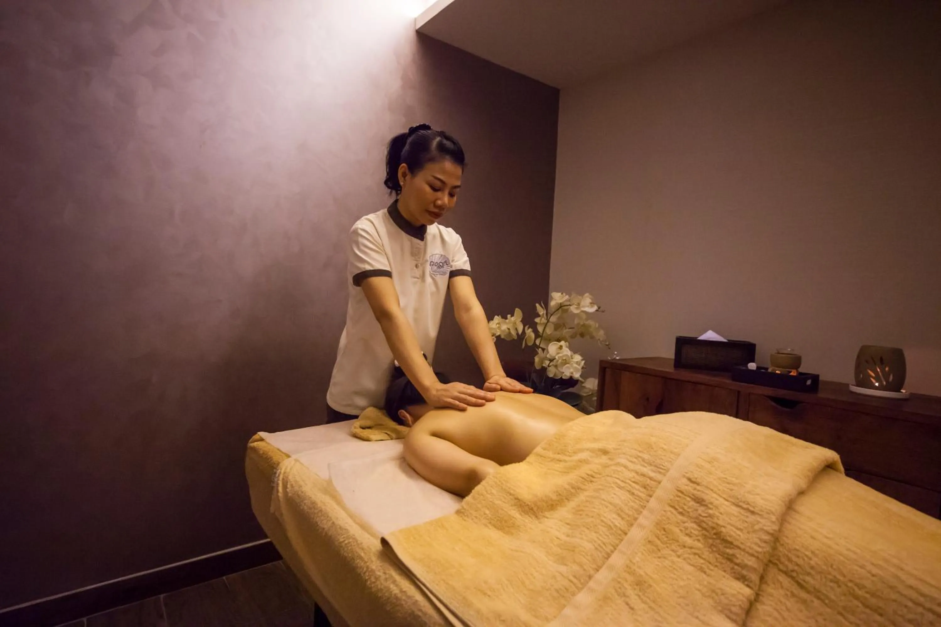 Massage in Pearl Hotel & Spa
