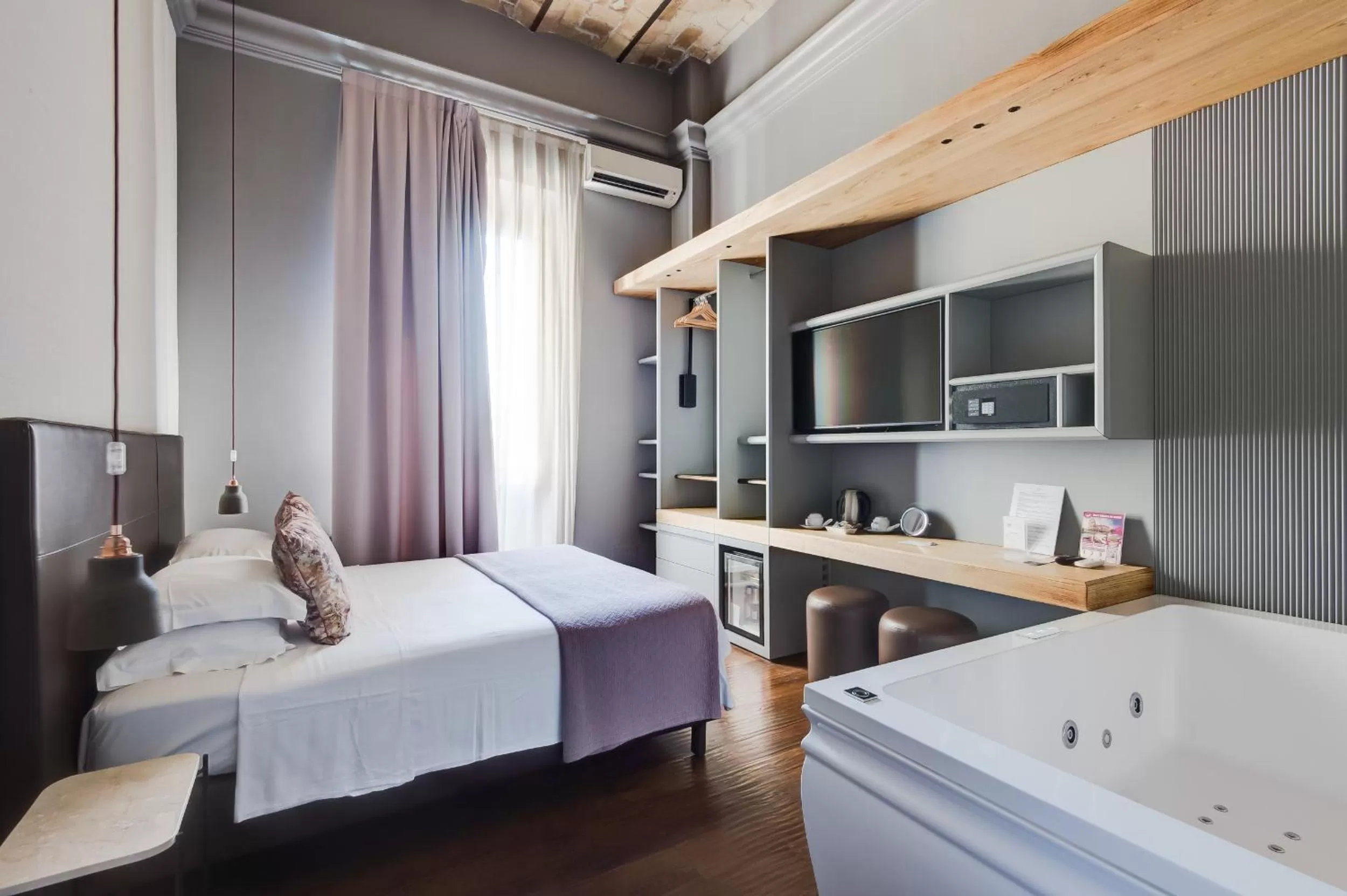 Hot Tub, Bed in New Design St.Peter