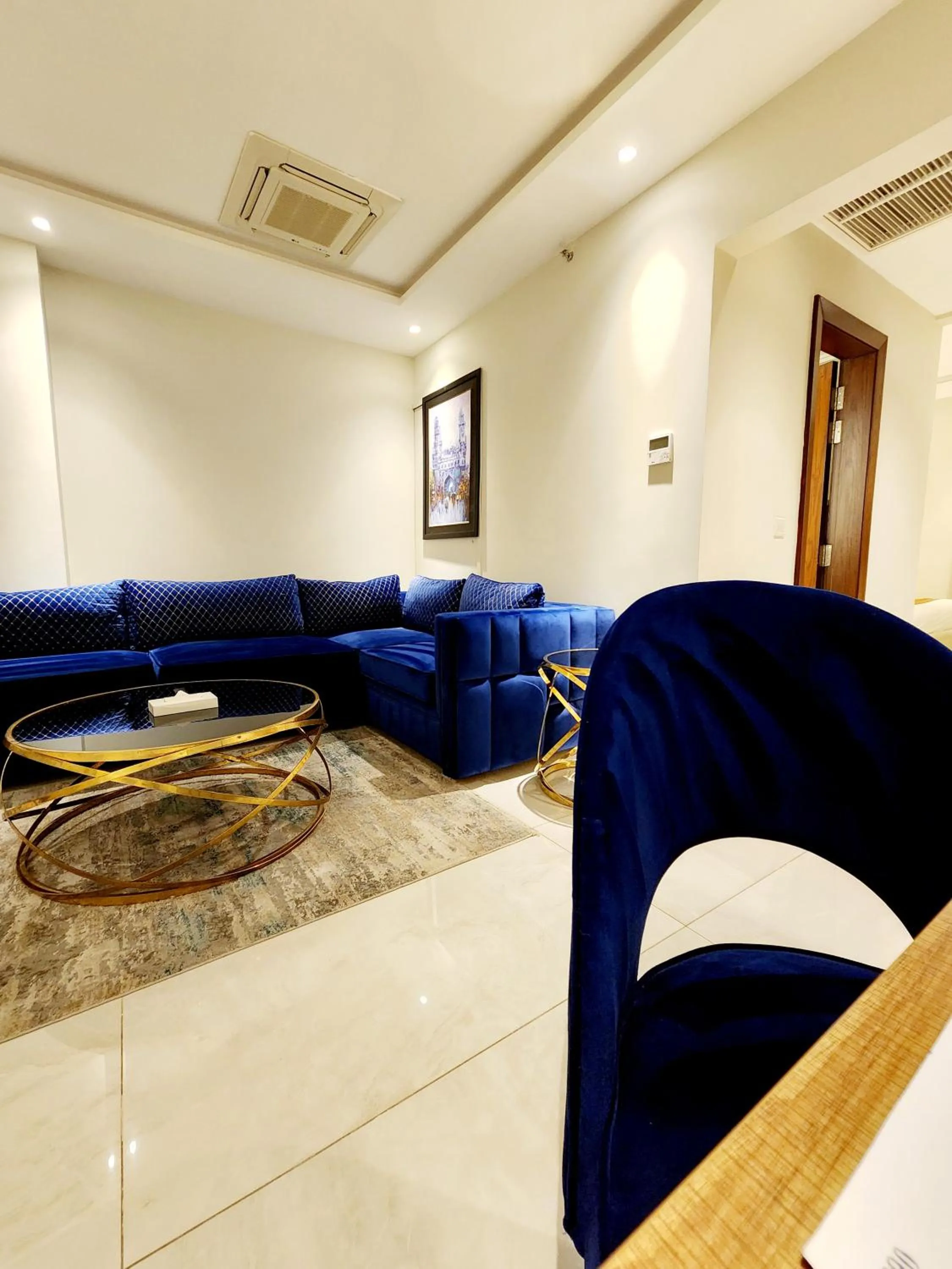 Living room in Best Western Premier Hotel Gulberg Lahore