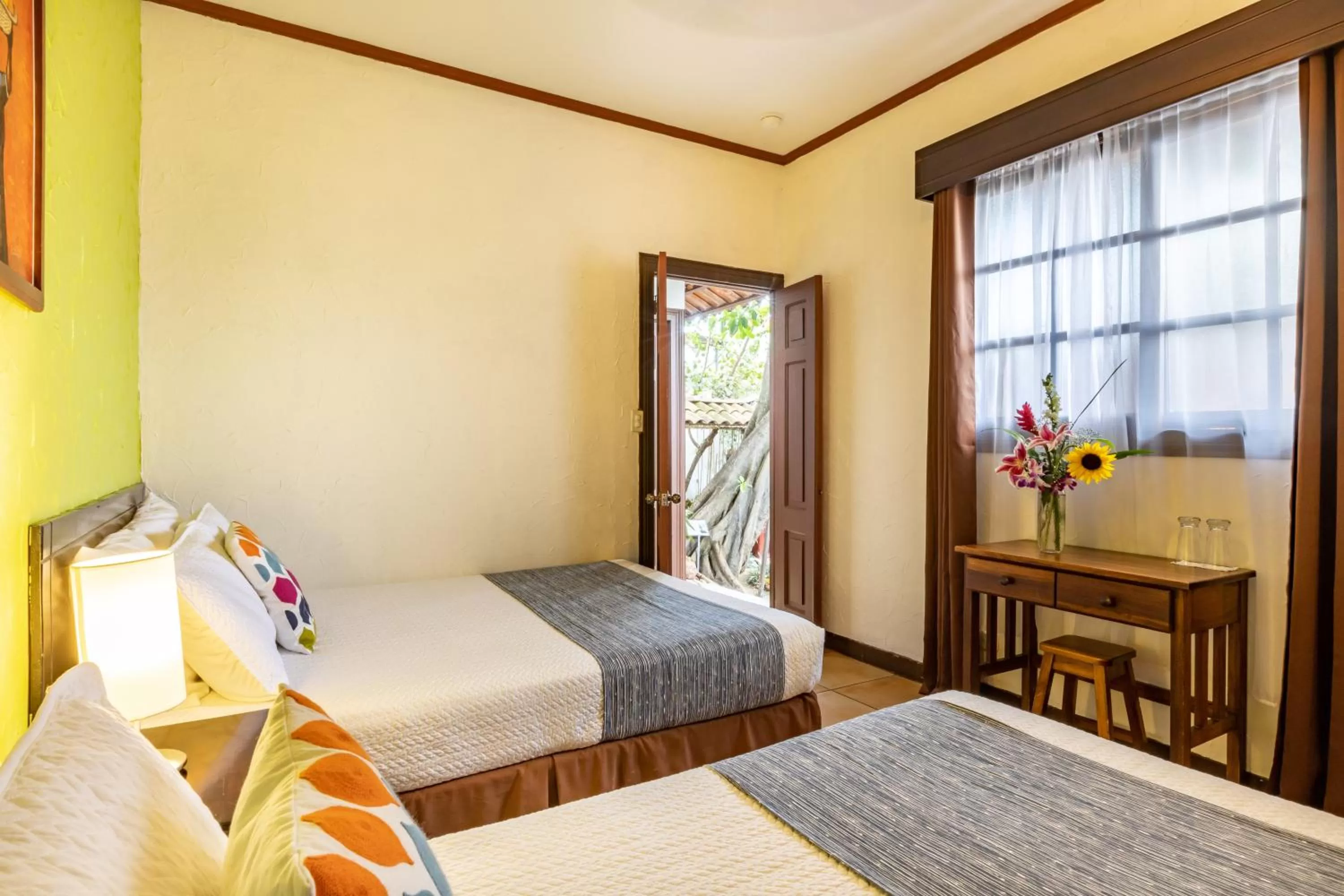 Photo of the whole room, Bed in ALAJUELA CITY Hotel & Guest House