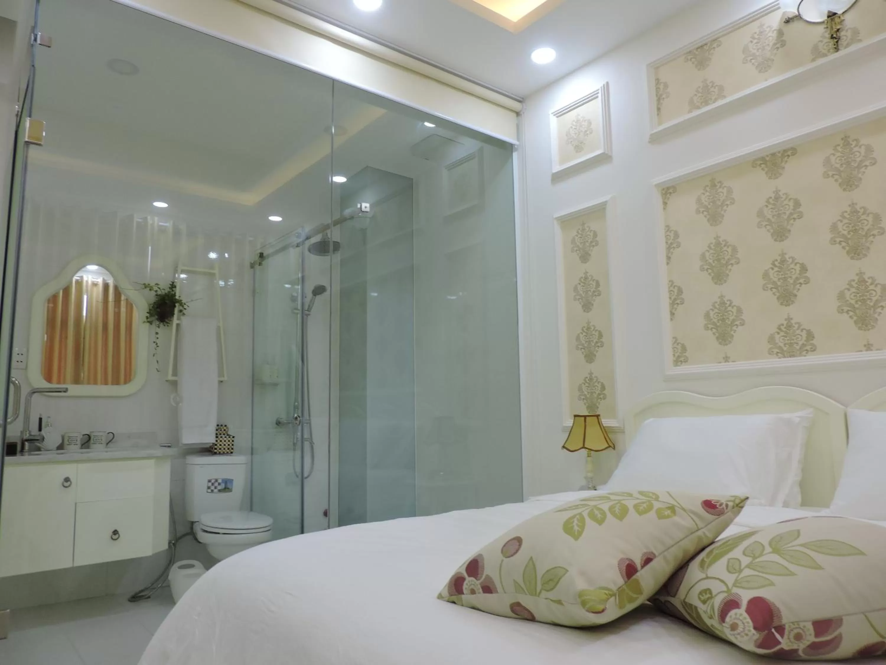 Bed in CHEZ LOTUS VN