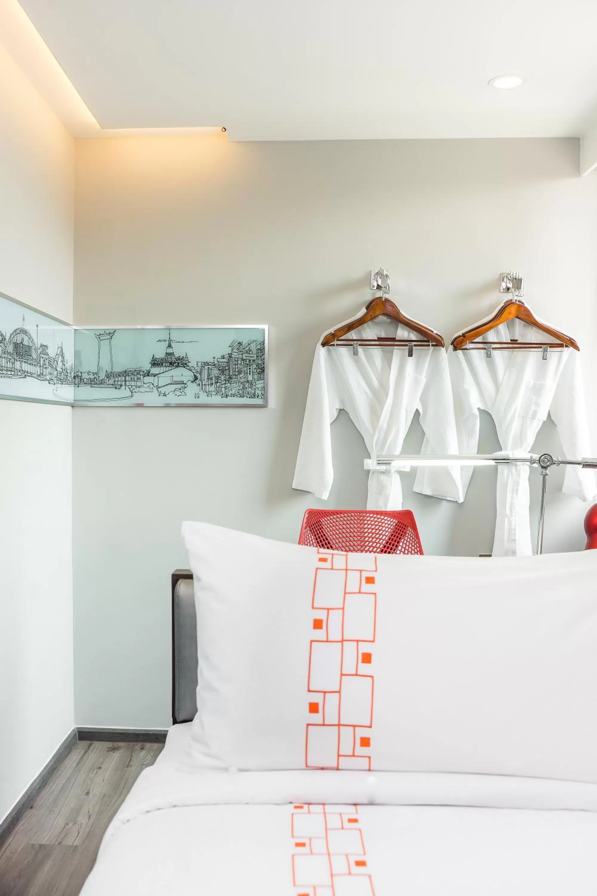 Photo of the whole room, Bed in Vib Best Western Sanam Pao