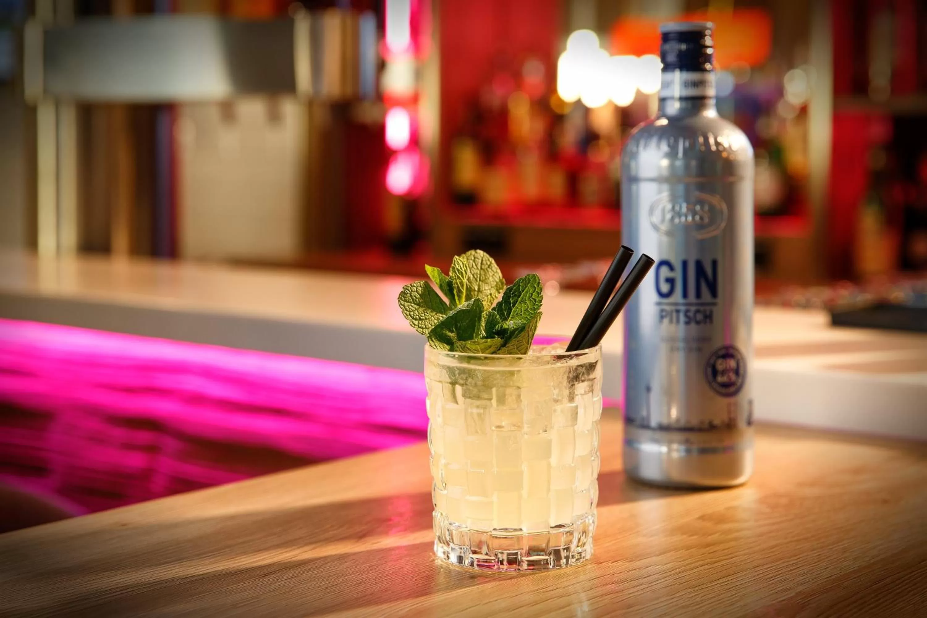 Restaurant/places to eat in Holiday Inn Düsseldorf City – Toulouser Allee by IHG