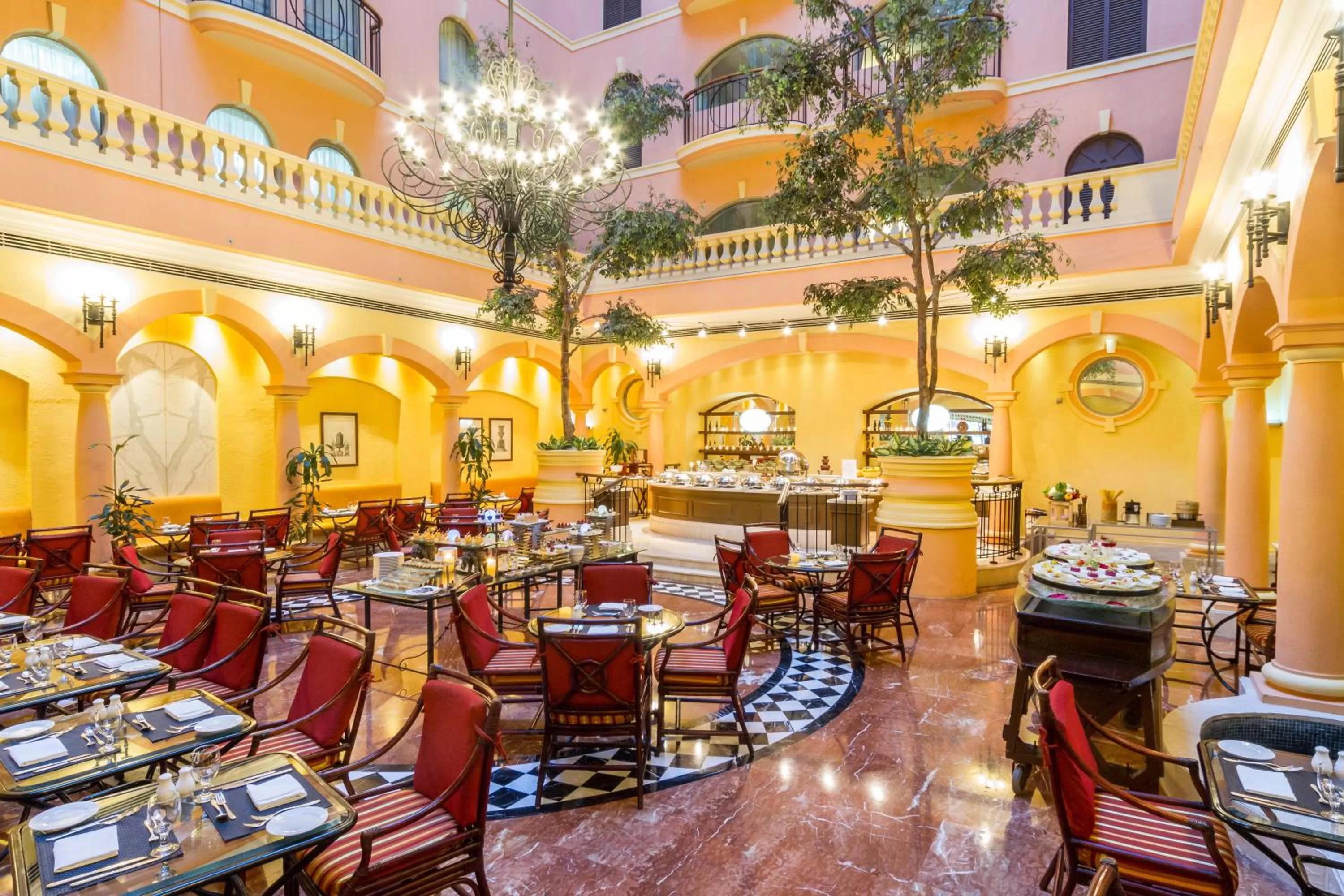 Restaurant/Places to Eat in Grand Excelsior Hotel Deira