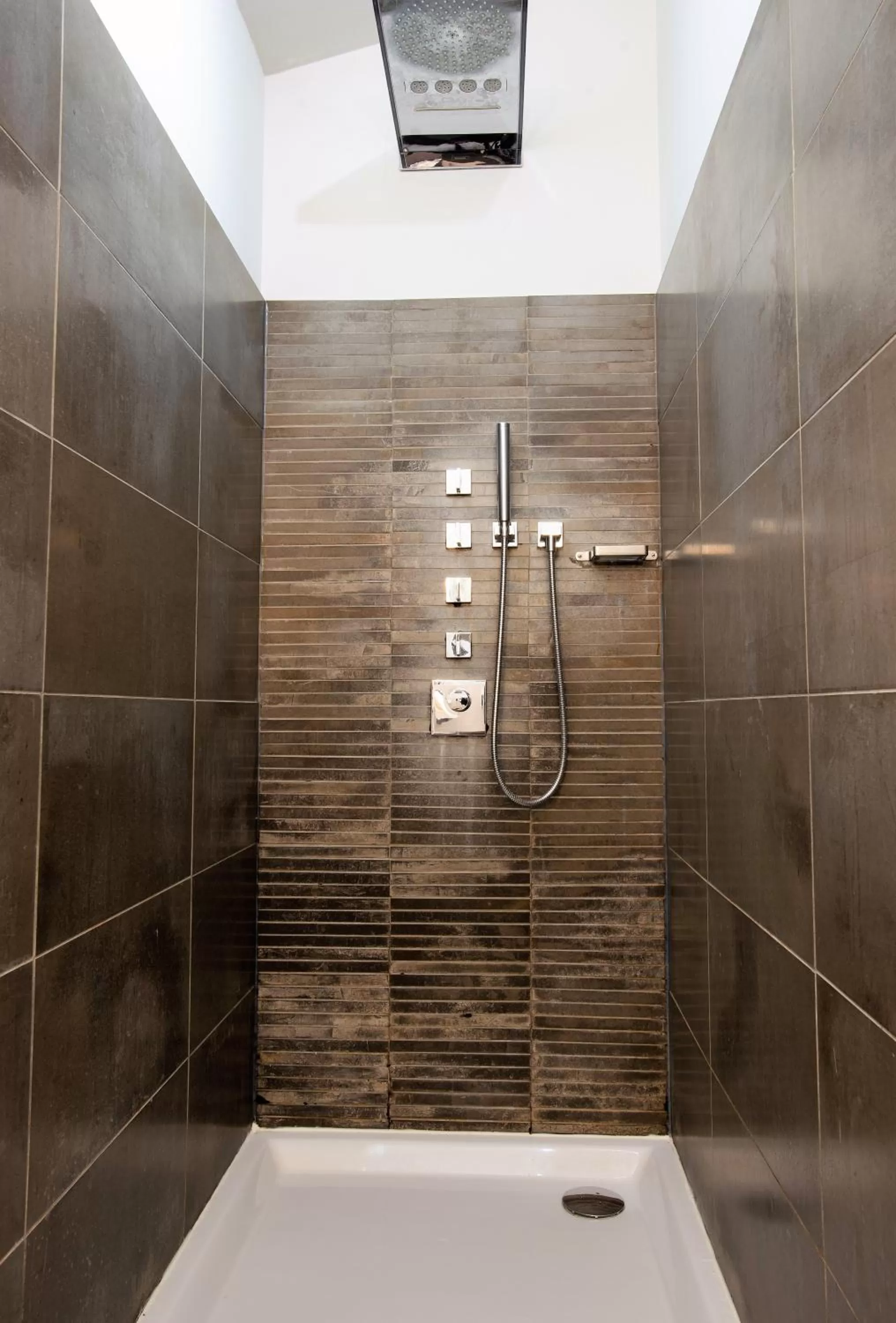 Shower in Domaine la Pierre Blanche