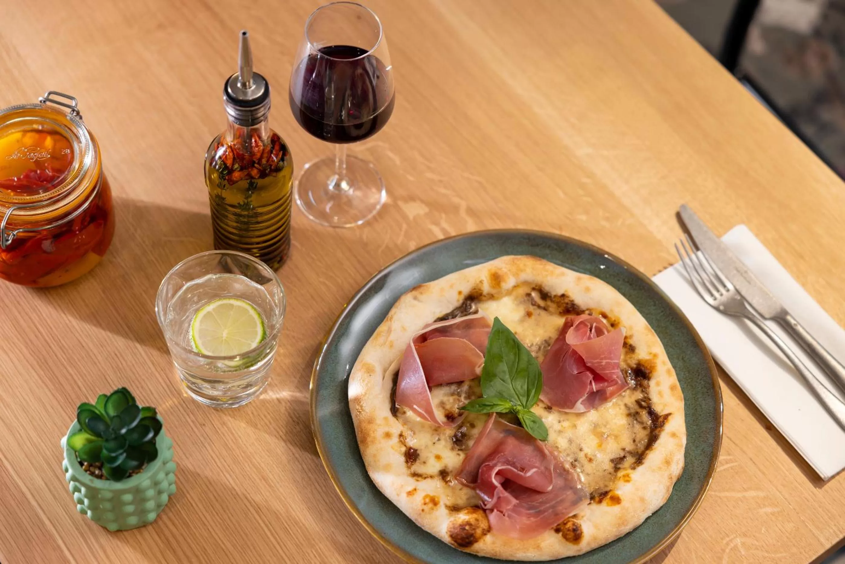 Restaurant/places to eat in ibis Styles Les Houches Chamonix