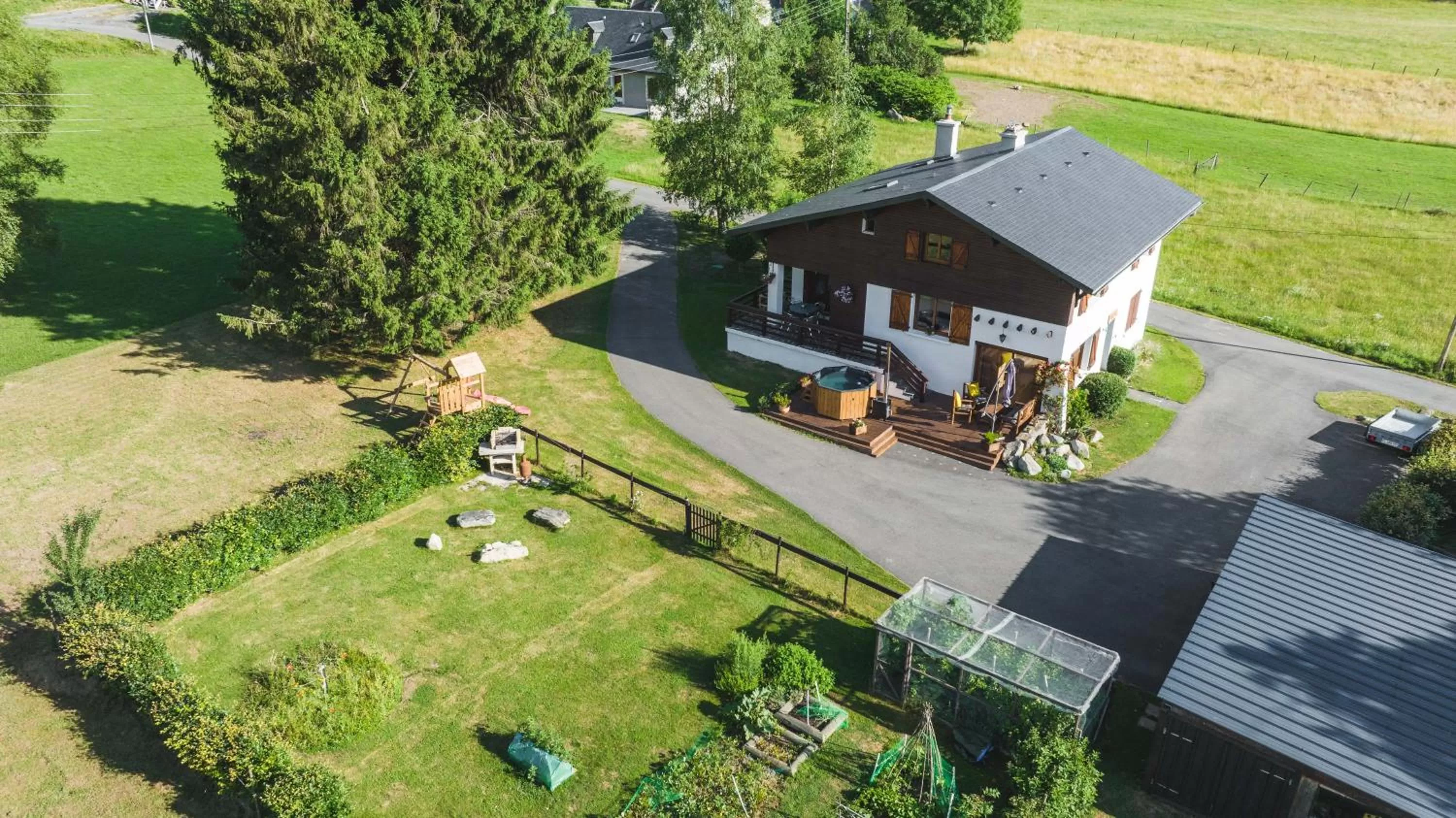 Bird's eye view in Chalet Ouréa