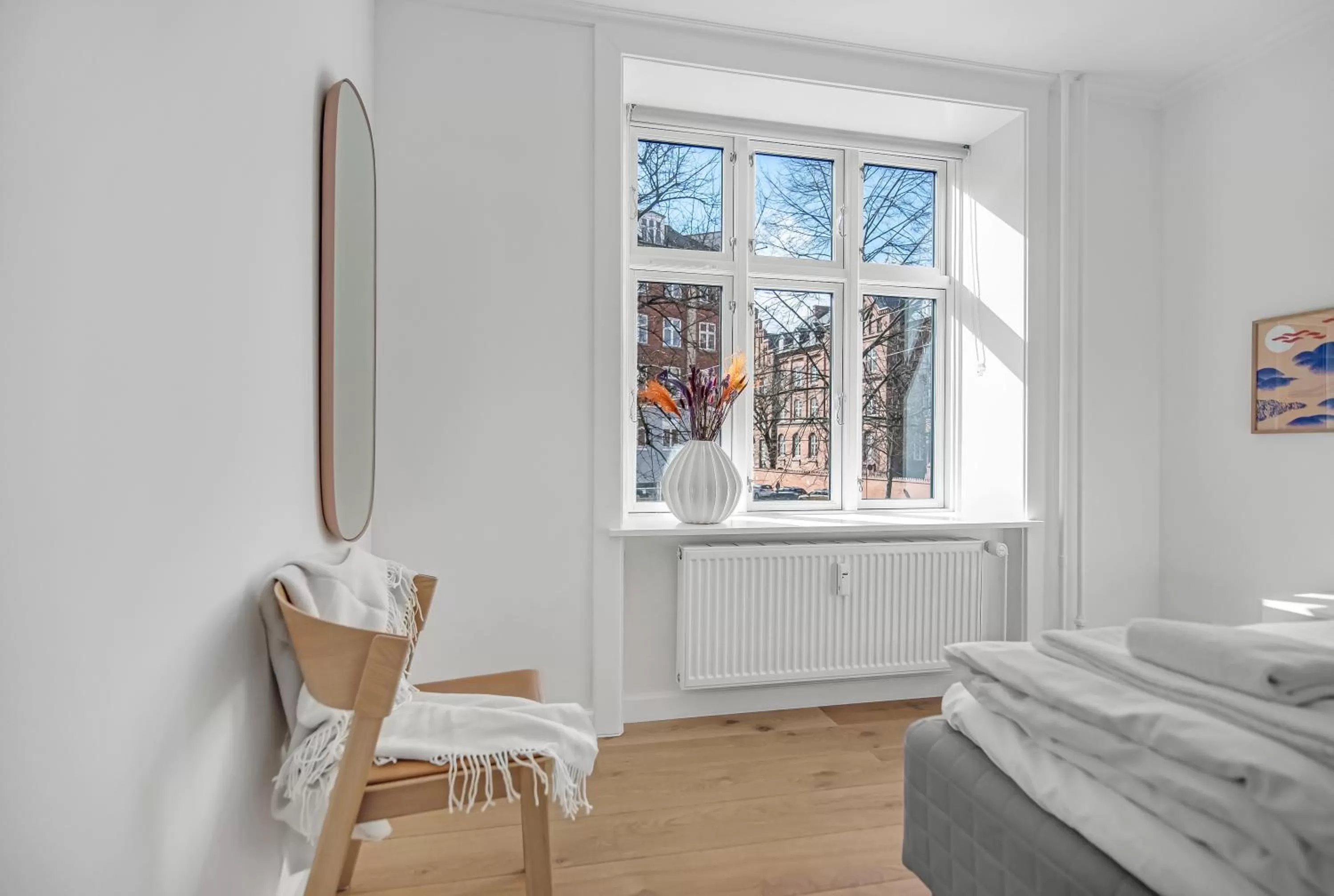 Bed, Seating Area in NABO Hotel Apartments