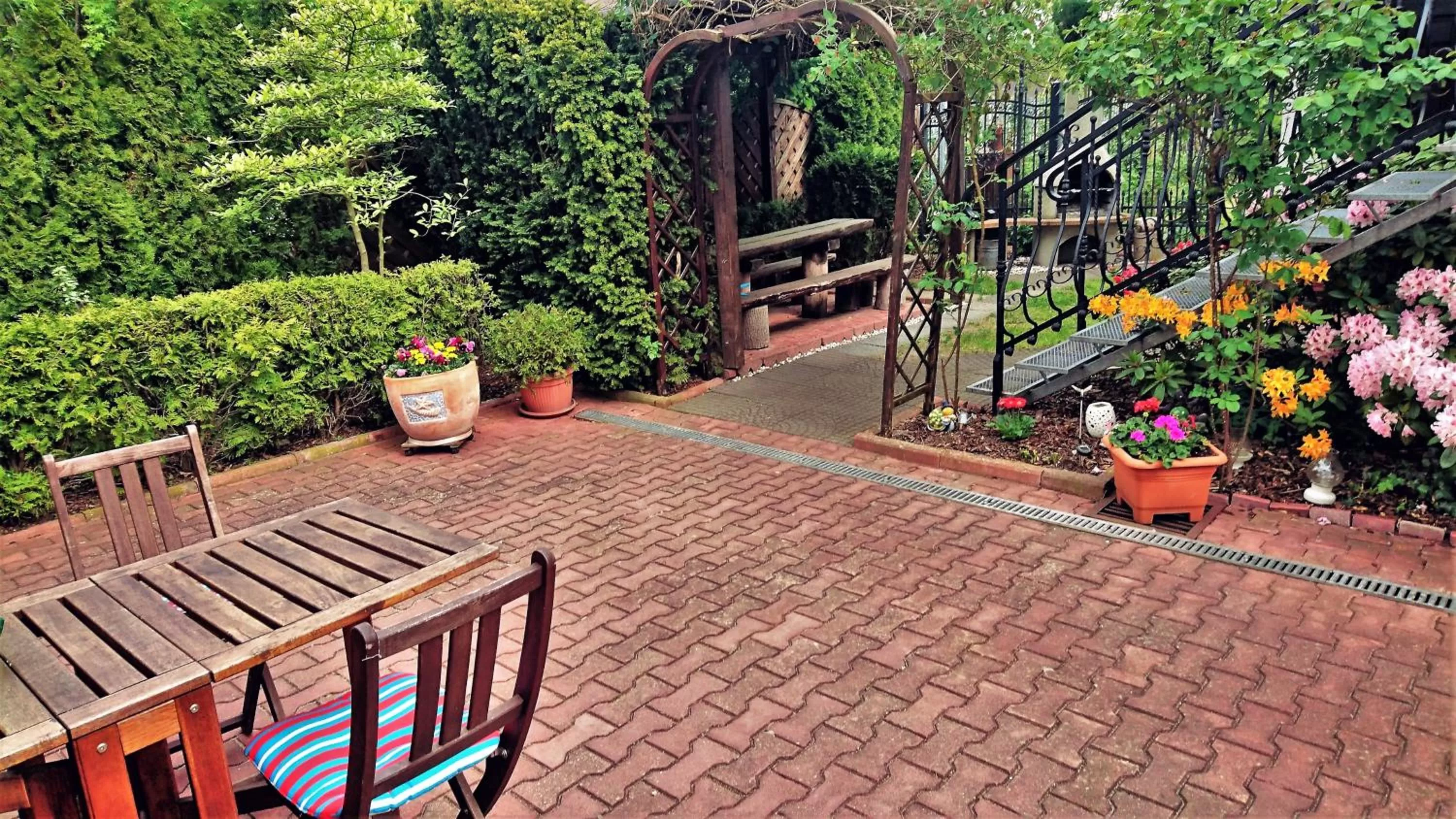 BBQ facilities in Willa Sarenka