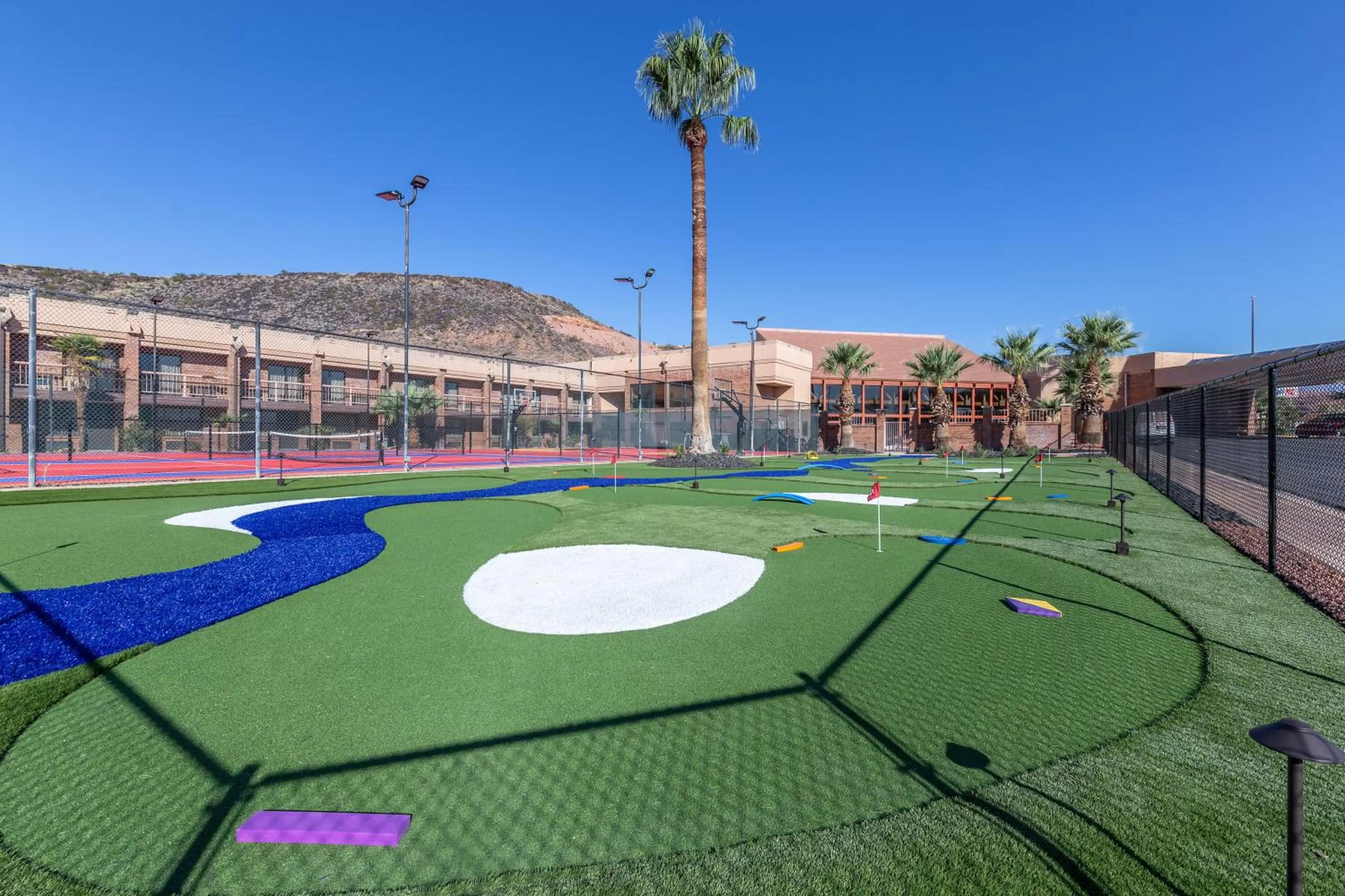 Minigolf in Red Lion Hotel and Conference Center St. George