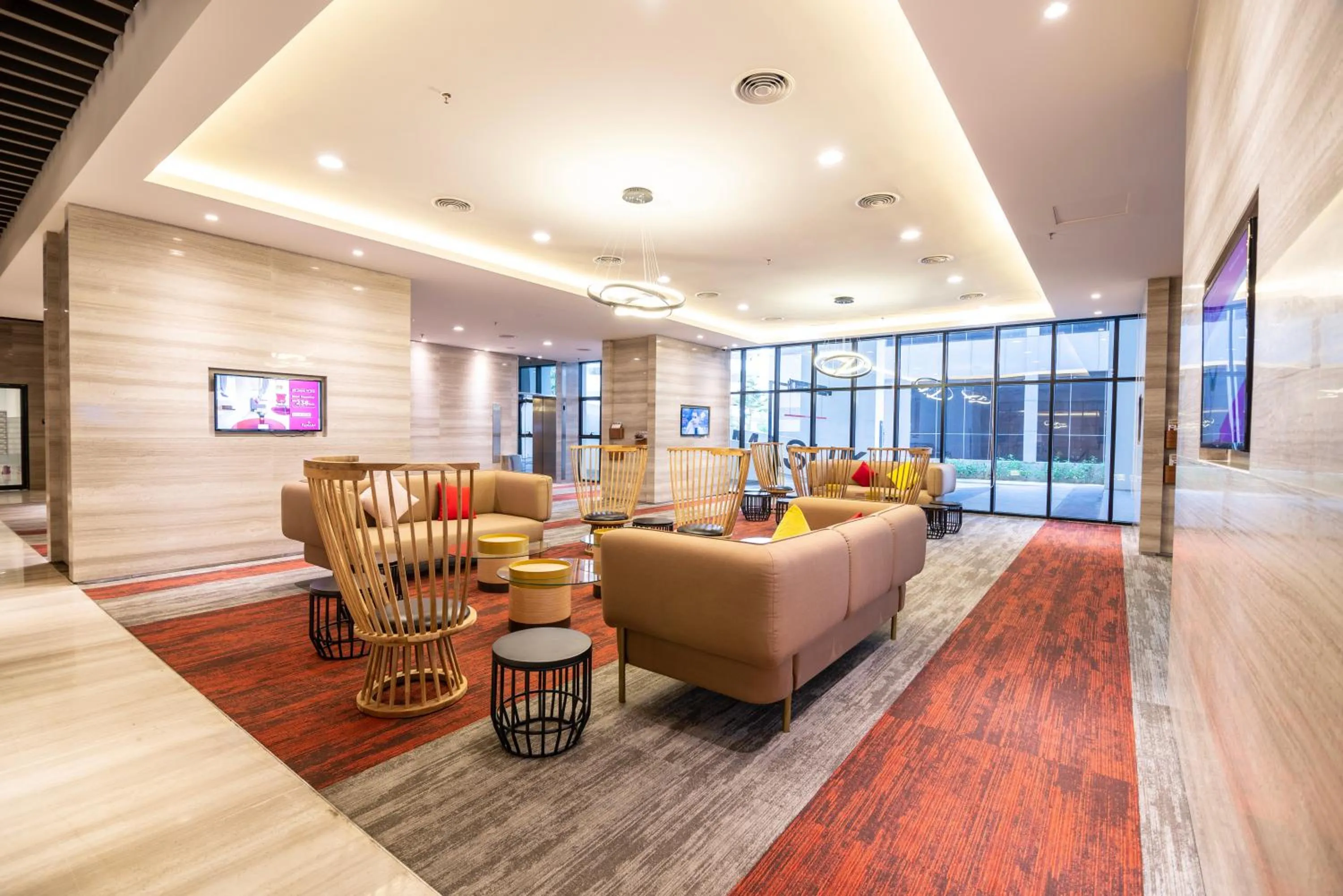 Lobby or reception in Ramada Meridin Johor Bahru