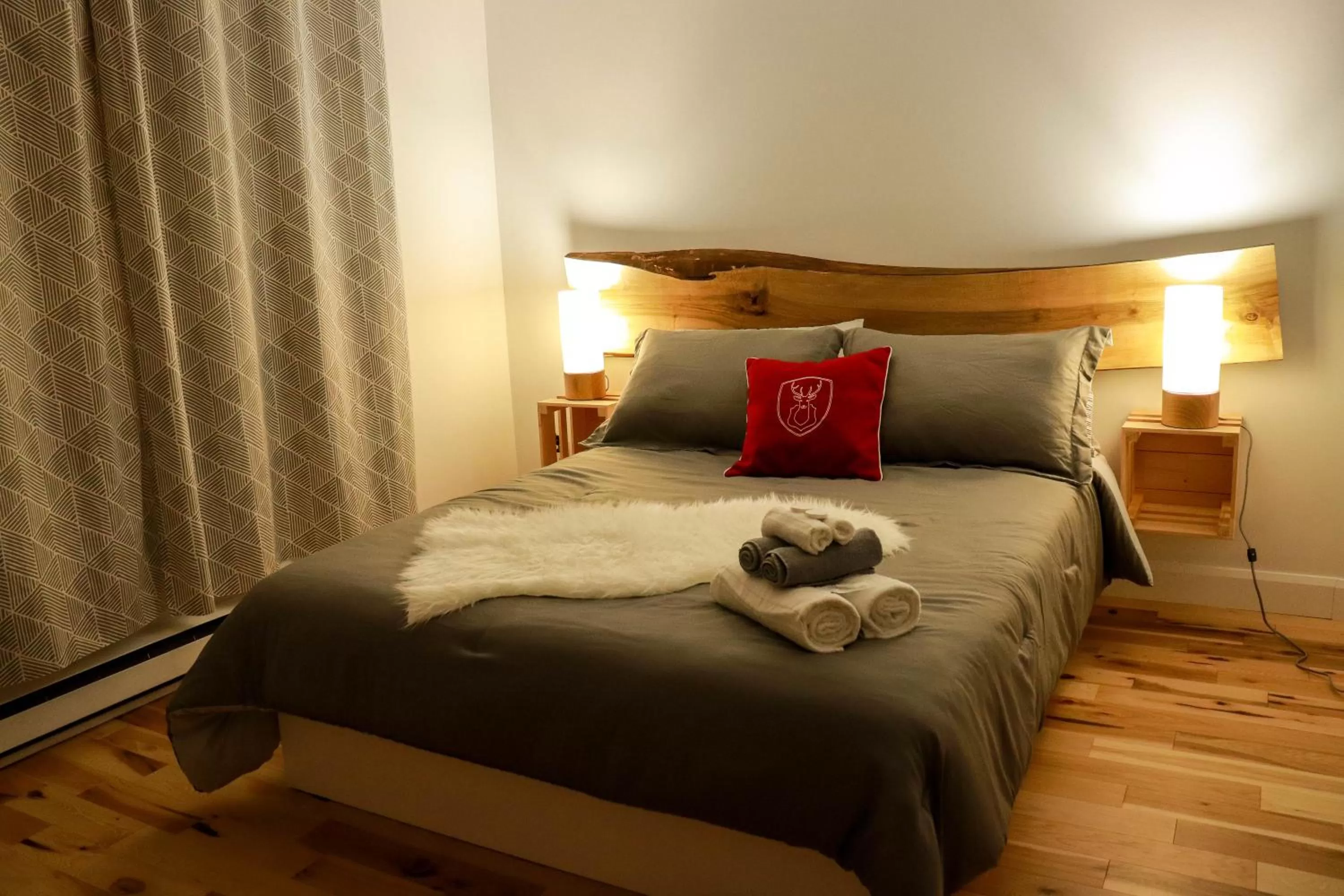 Bedroom, Bed in Complexe les neiges