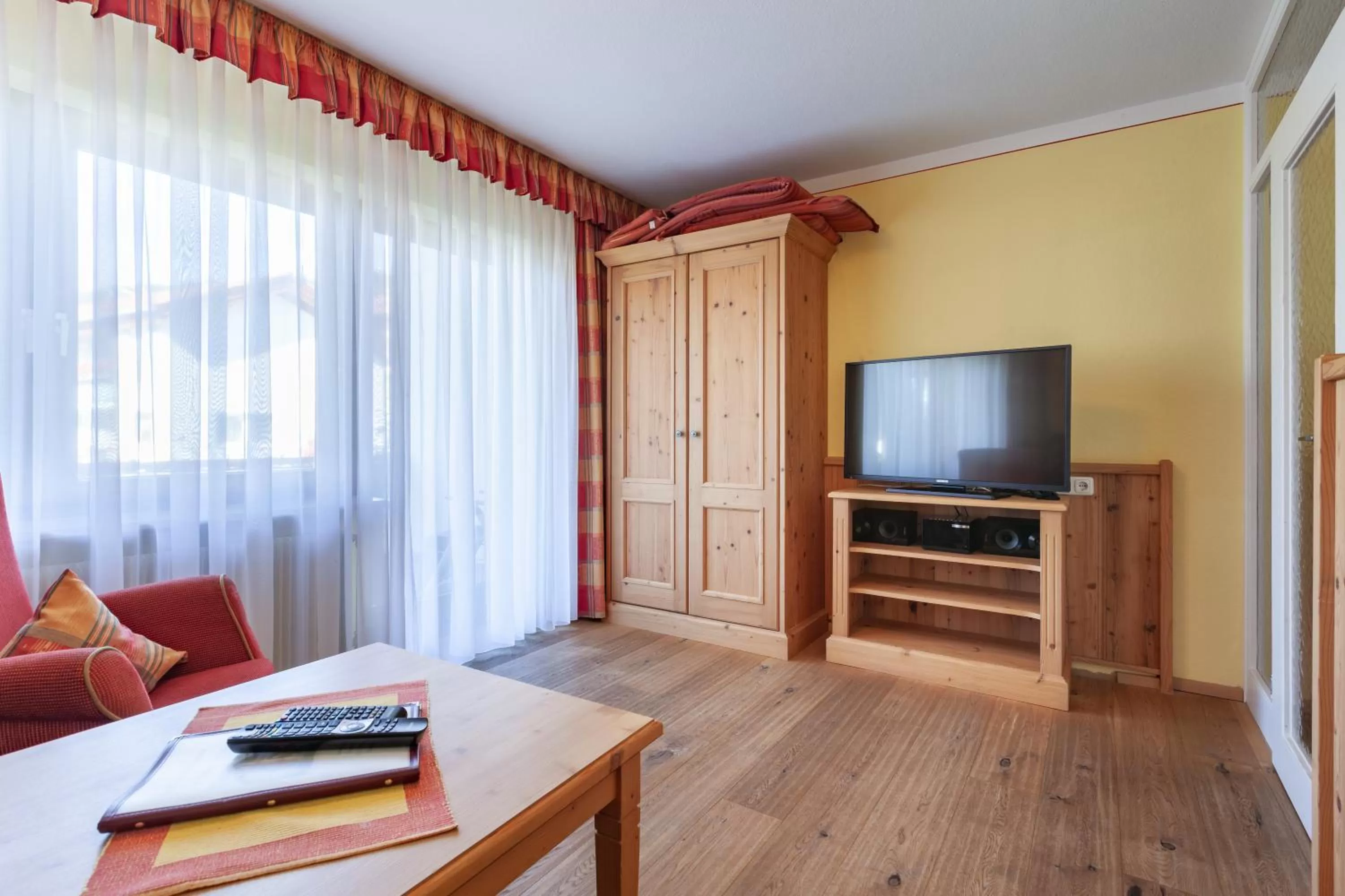 Living room, TV/Entertainment Center in Ferienhaus und Landhaus Berger