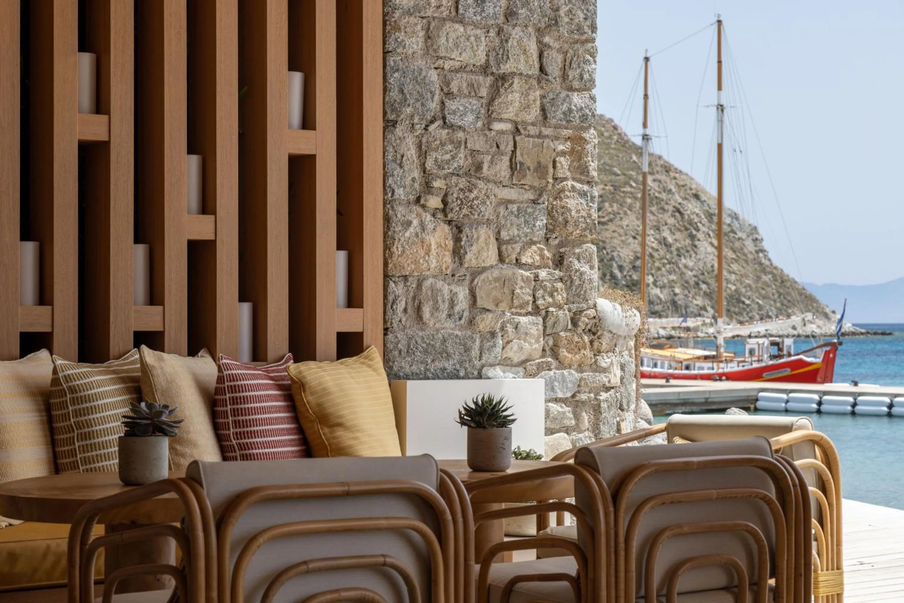 Beach in Santa Marina, A Luxury Collection Resort, Mykonos