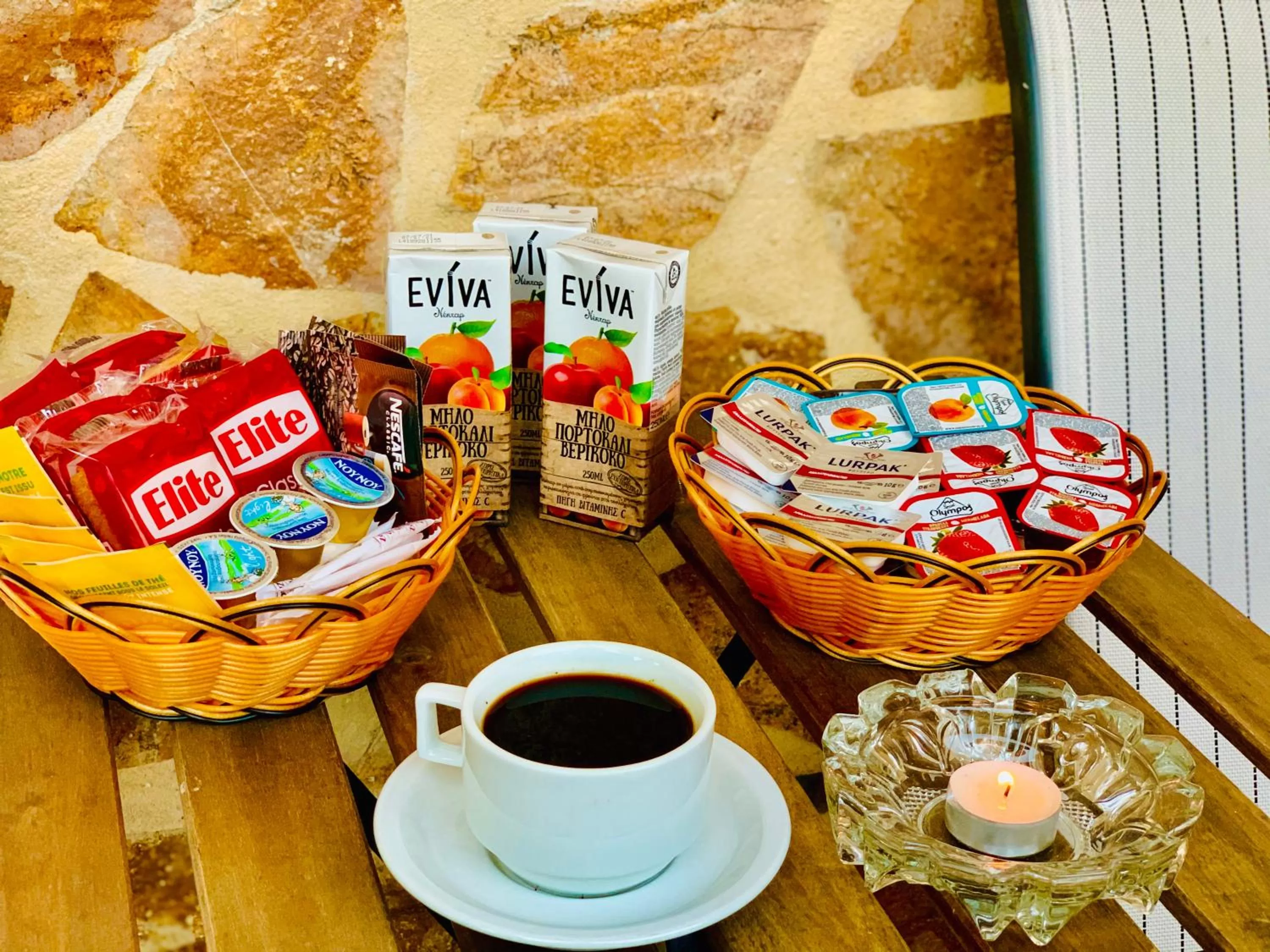 Breakfast in Apartments Tina FREE transfer from-to the airport