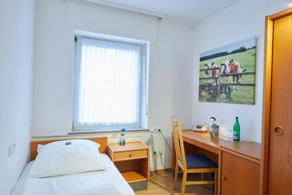 Bed in Hotel Restaurant Clemens-August