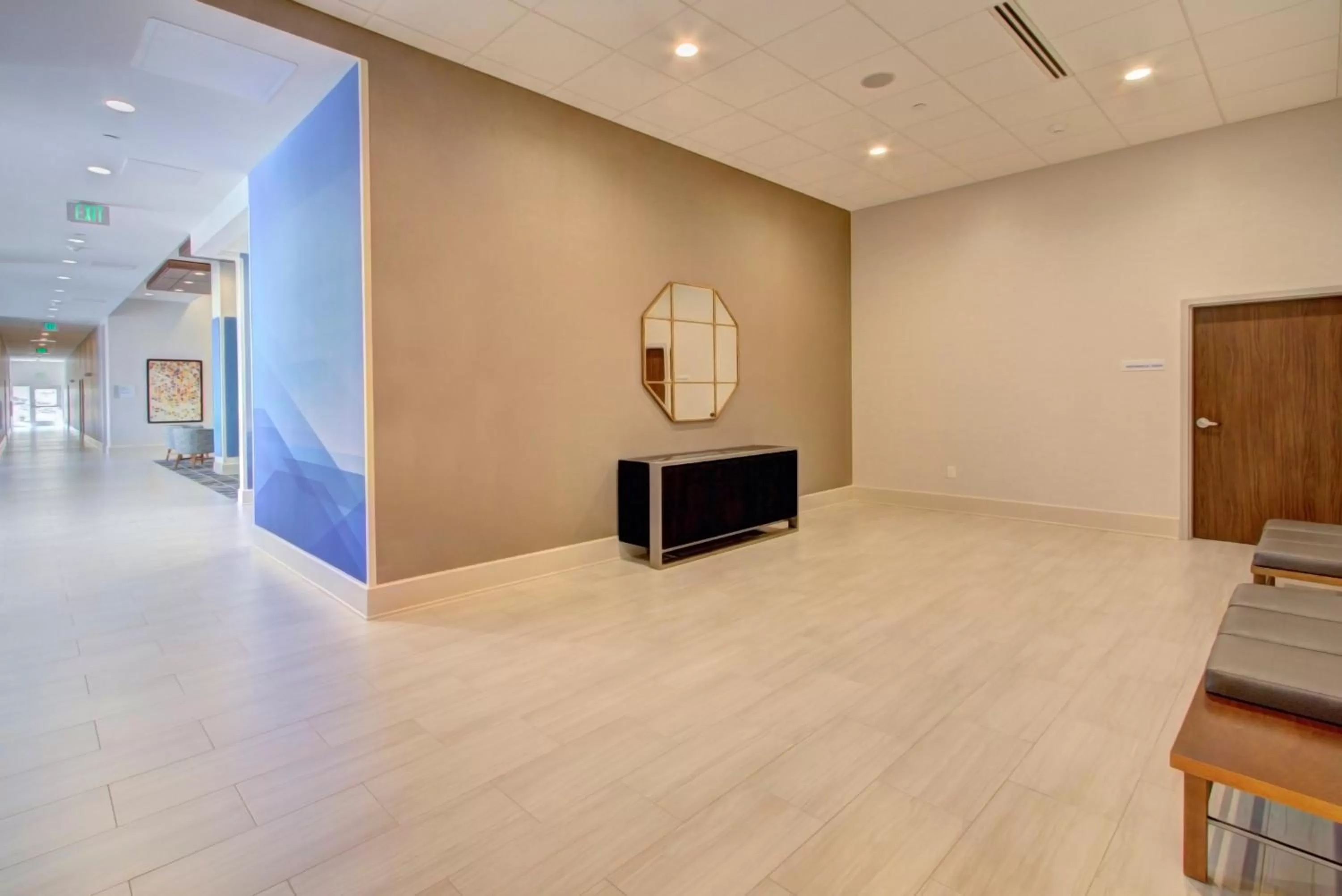 Meeting/conference room in Holiday Inn Express & Suites Charlotte Southwest by IHG