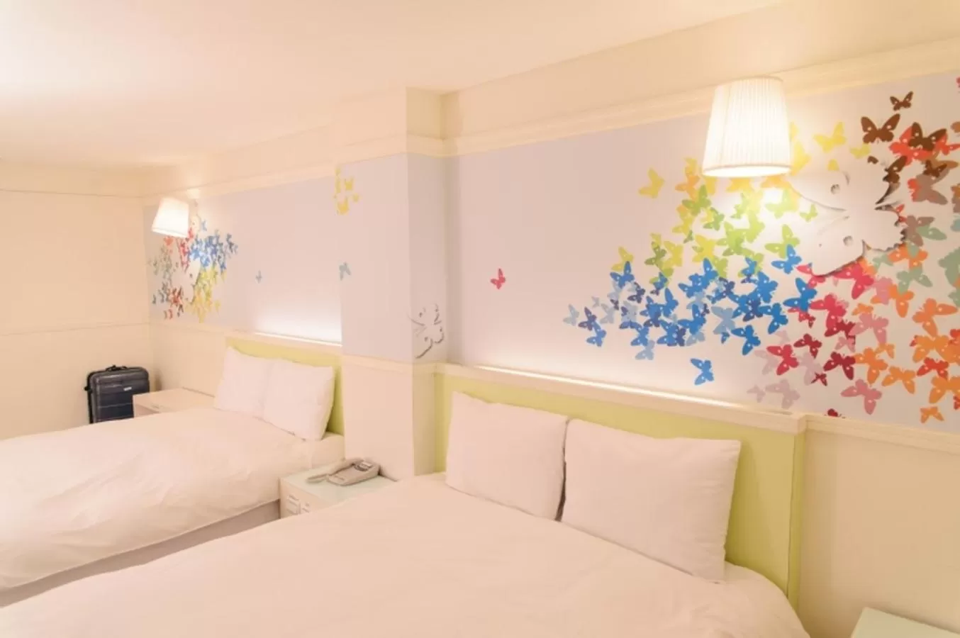 Photo of the whole room, Bed in Kiwi Express Hotel - Zhong Zheng Branch