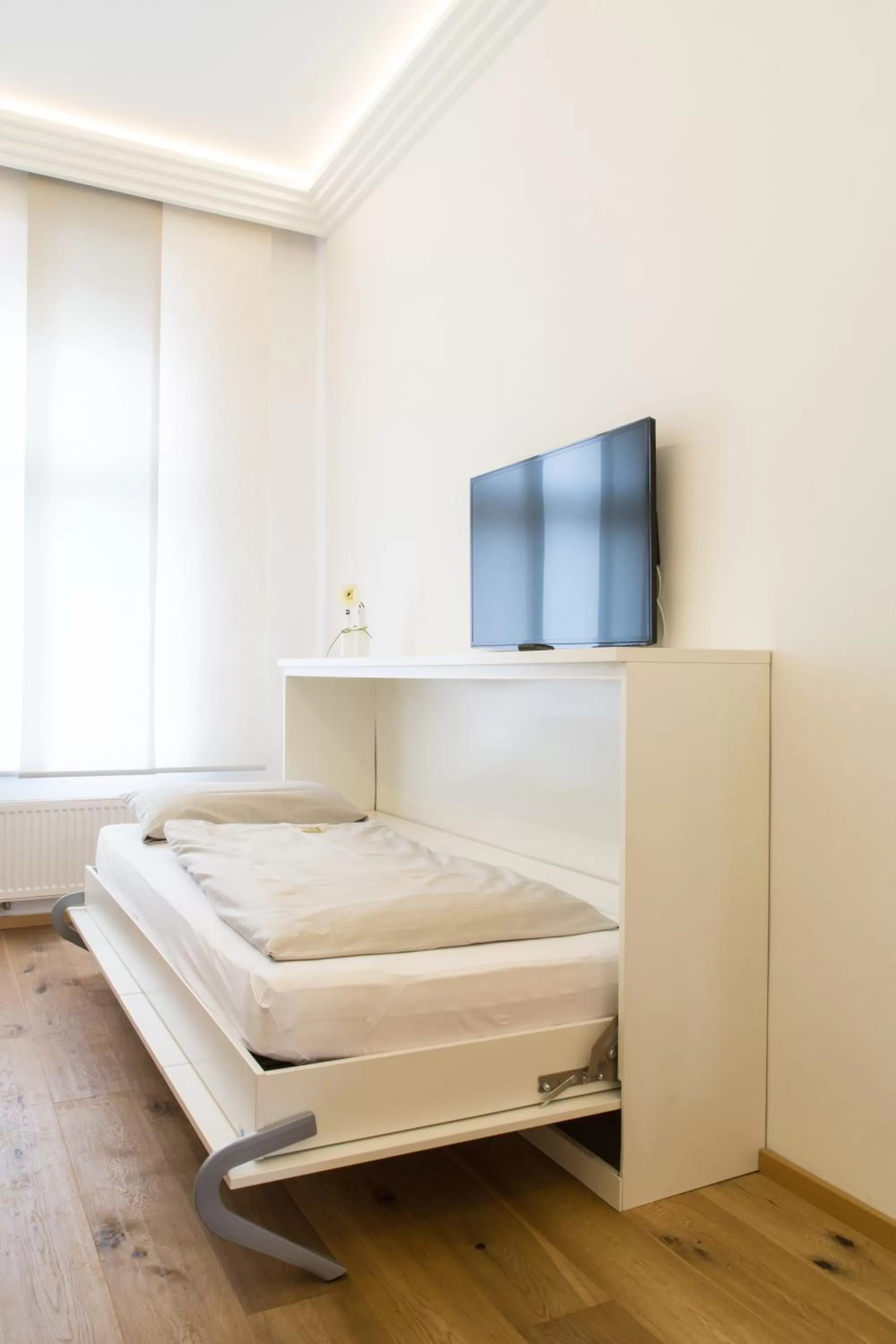 TV and multimedia in Haven Hotels - Helvetia Suites