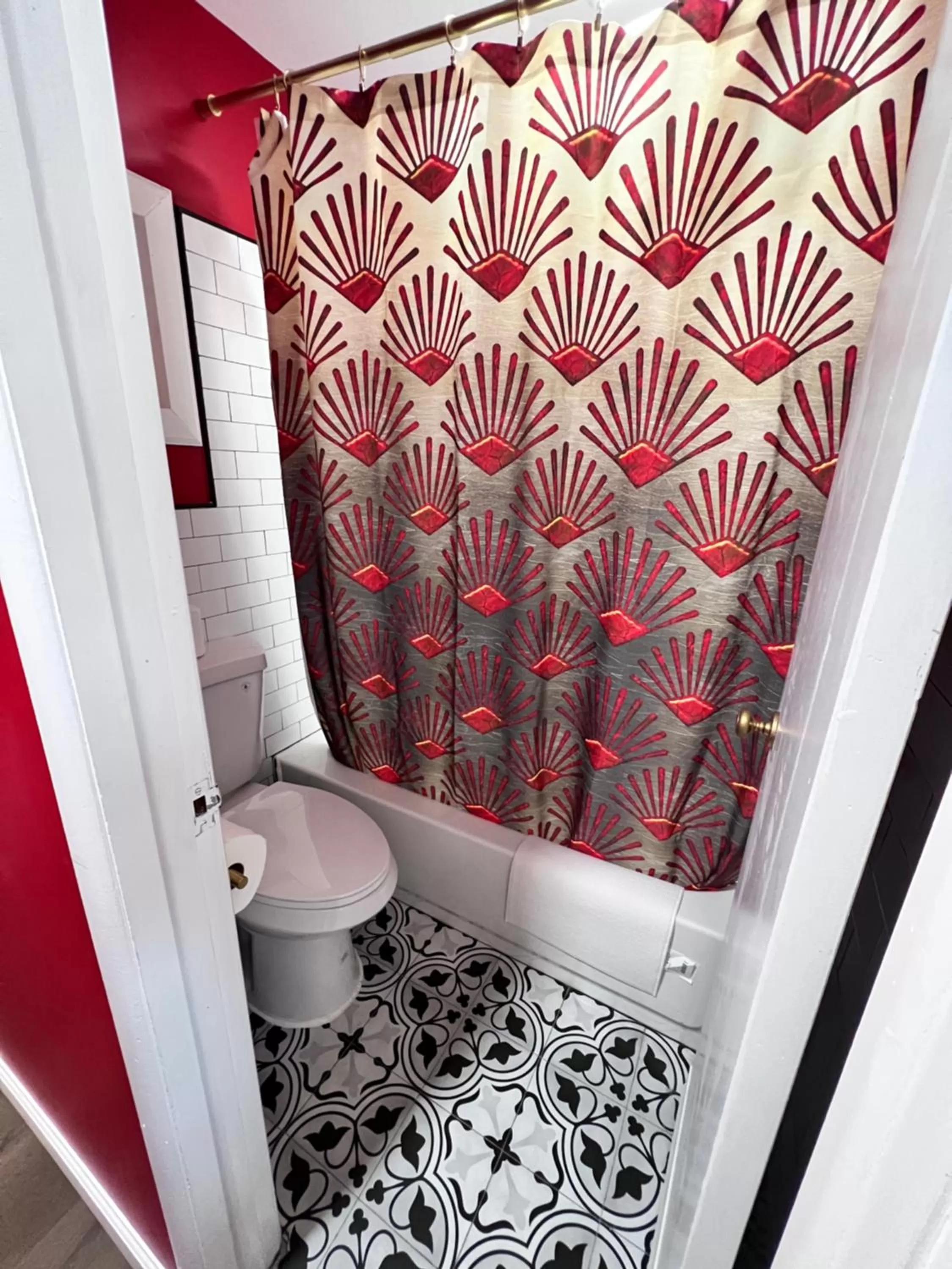 Bathroom in Great Gatsby Motel Inn