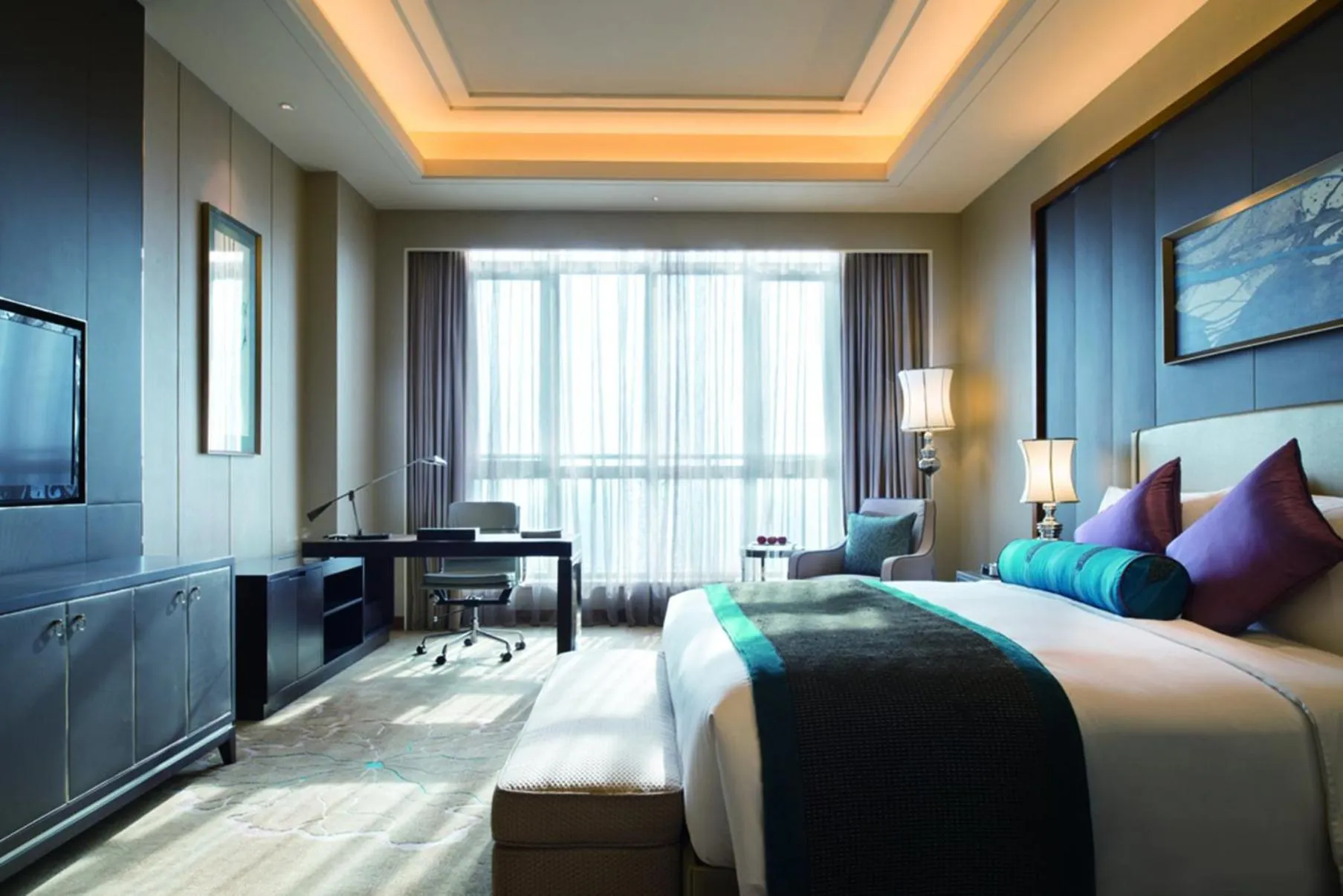 Photo of the whole room, Bed in Crowne Plaza Tianjin Jinnan by IHG