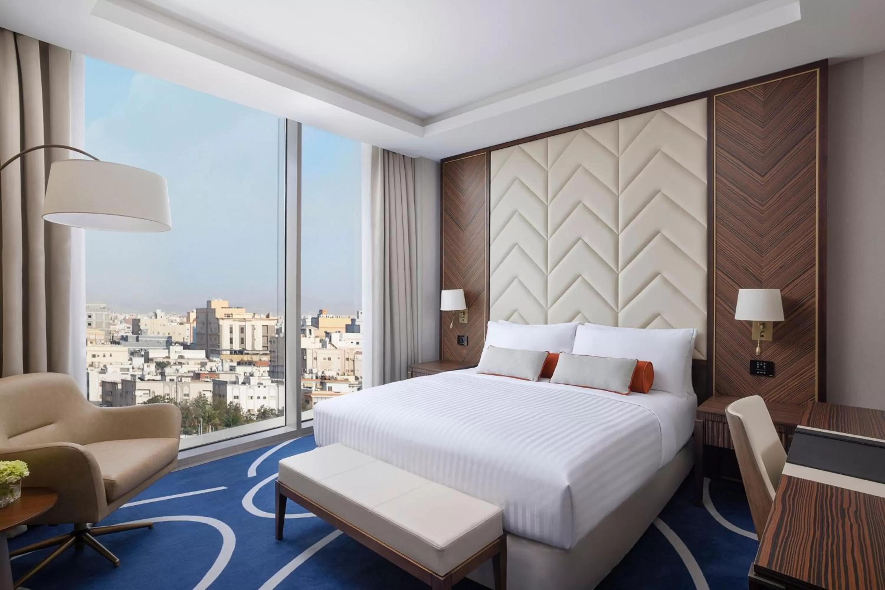 Bedroom, Bed in Jeddah Marriott Hotel Madinah Road